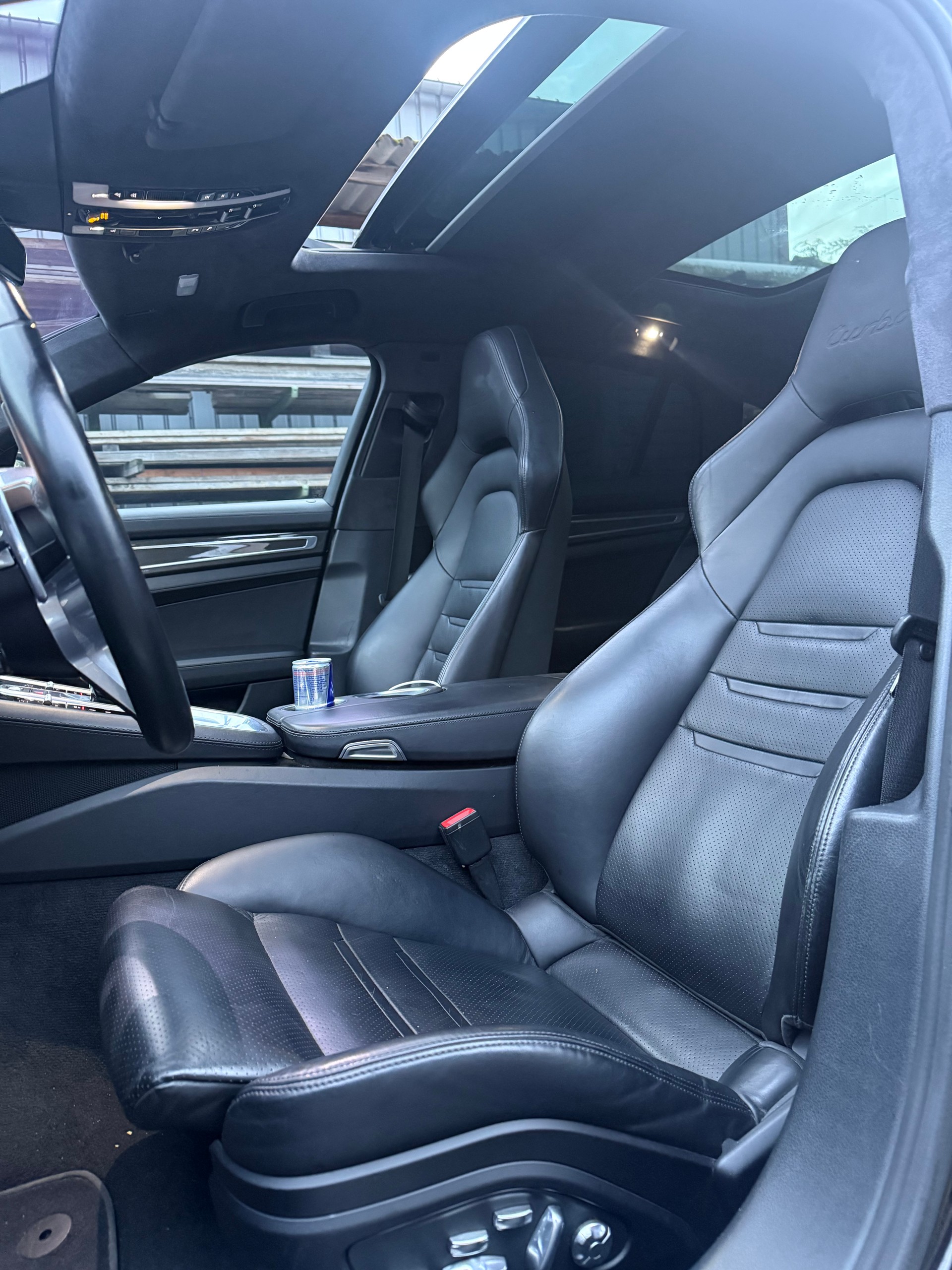 PORSCHE Panamera Turbo PDK-image-3
