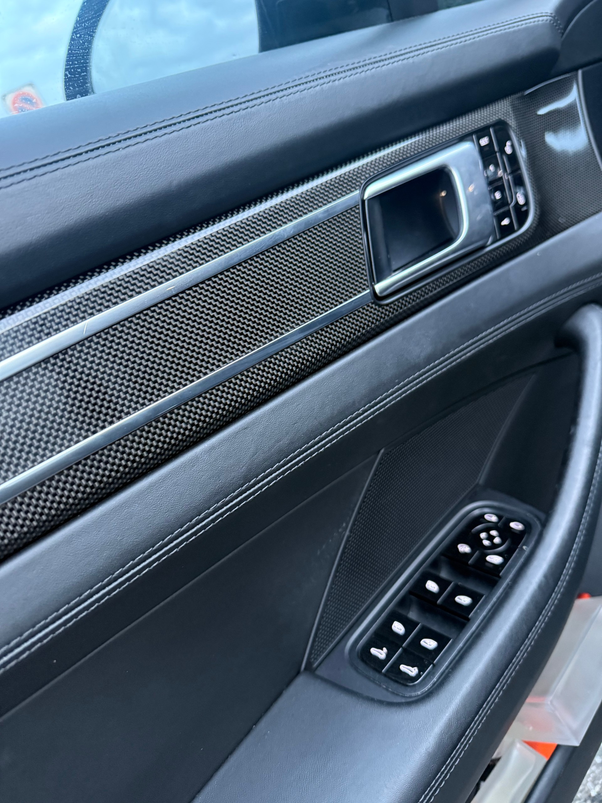 PORSCHE Panamera Turbo PDK-image-4