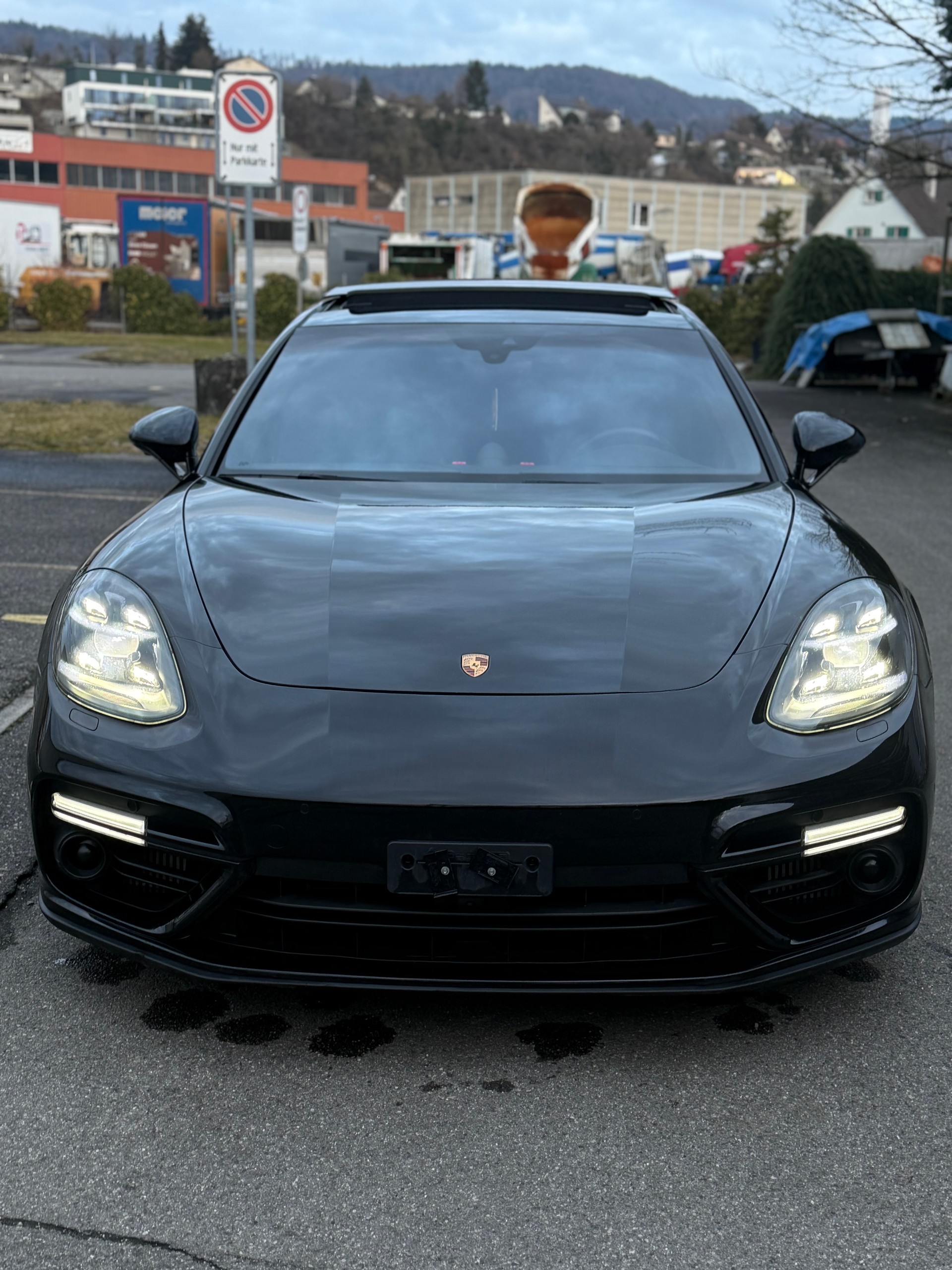 PORSCHE Panamera Turbo PDK-image-1