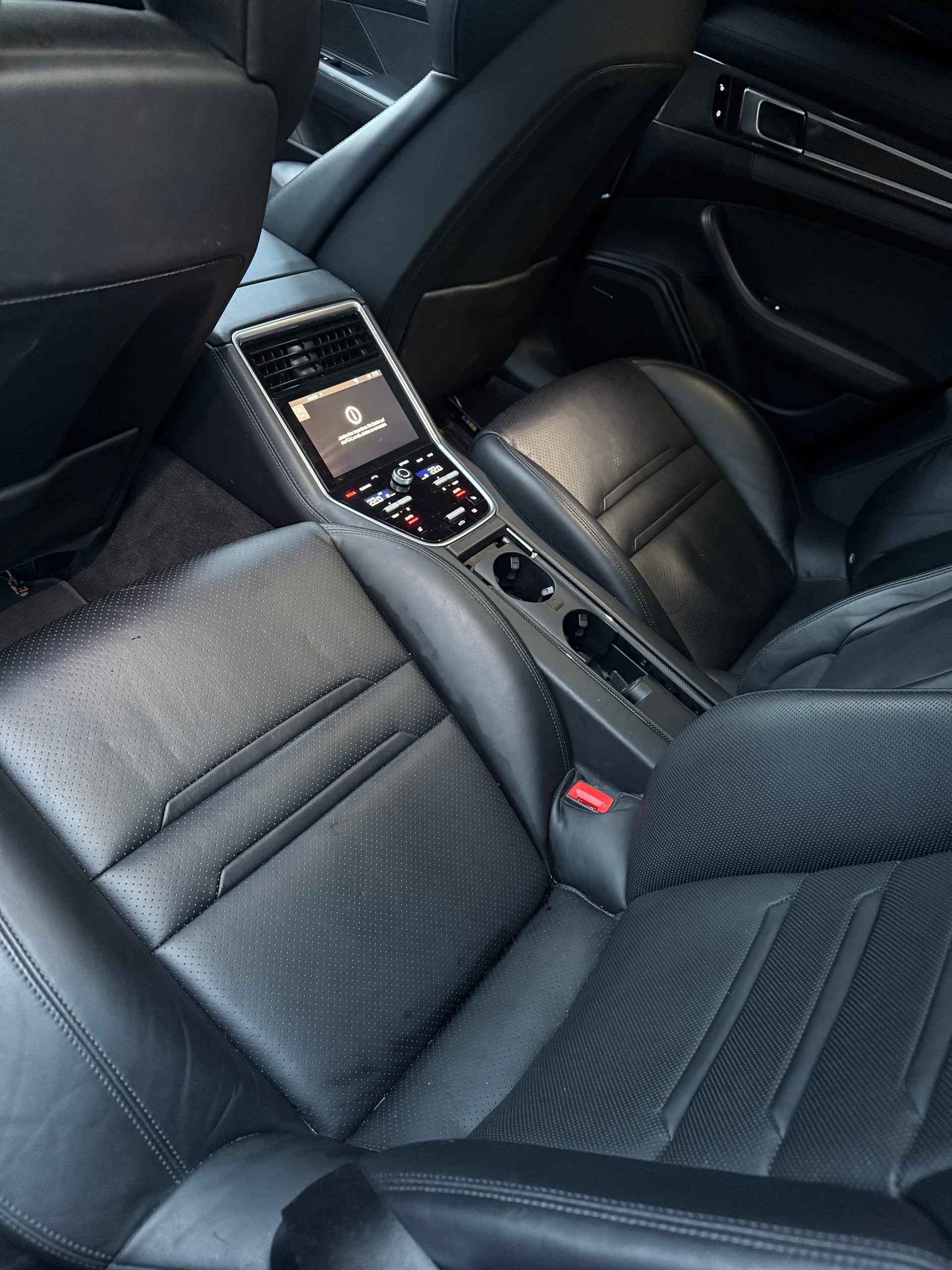 PORSCHE Panamera Turbo PDK-image-5