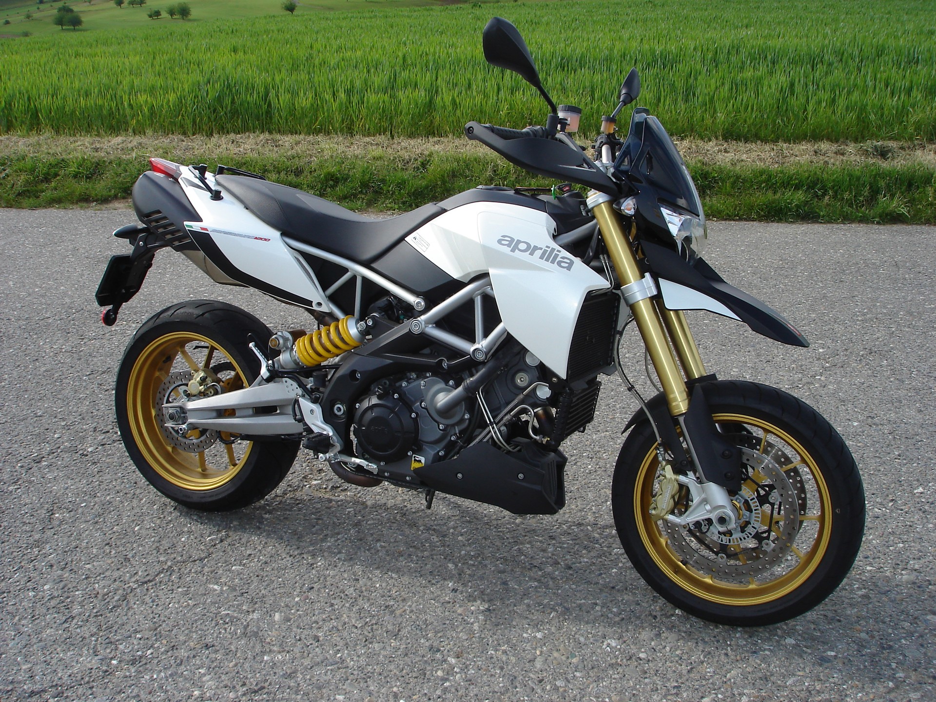 APRILIA Dorsoduro 1200 ABS/TC
