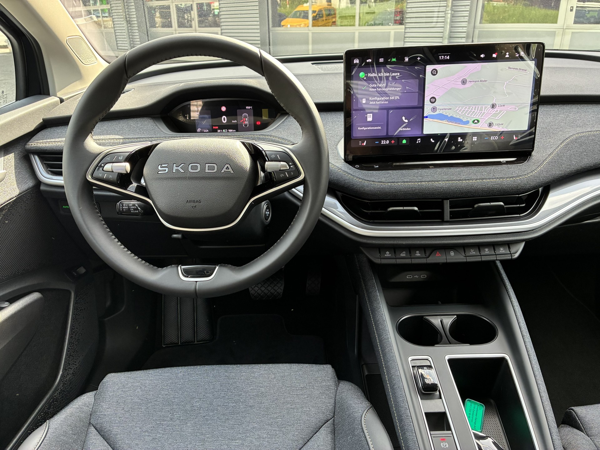 SKODA Elroq 85x-image-11