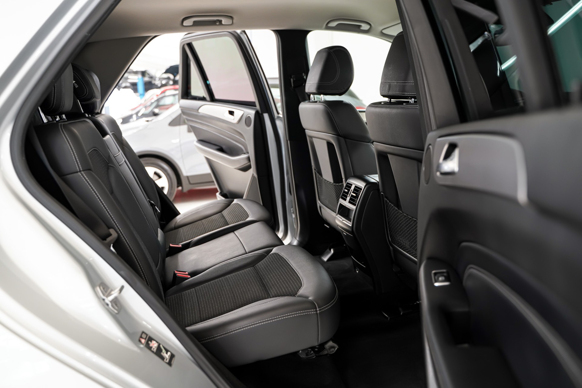 MERCEDES-BENZ ML 250 BlueTEC 4Matic 7G-Tronic-image-14