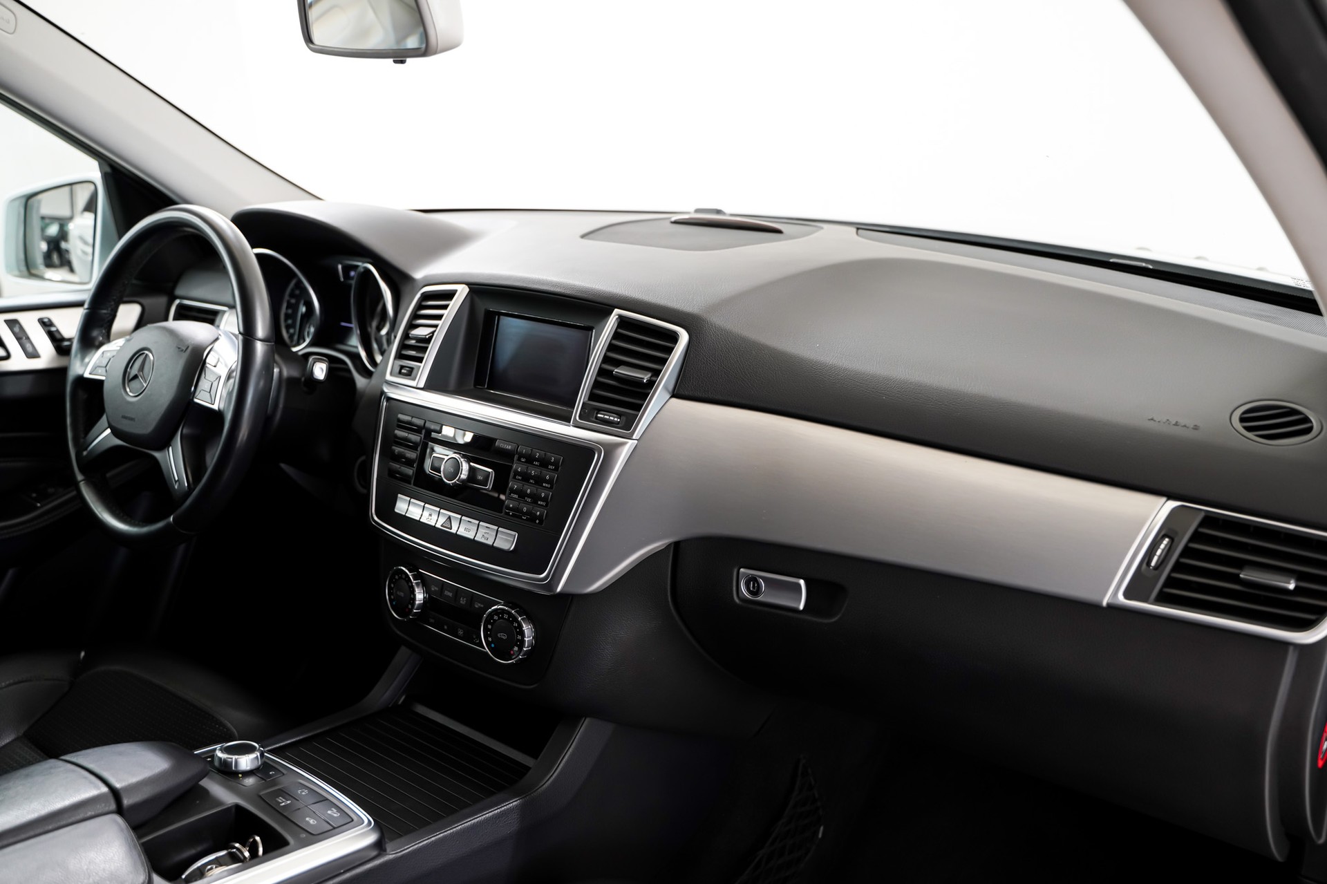 MERCEDES-BENZ ML 250 BlueTEC 4Matic 7G-Tronic-image-17