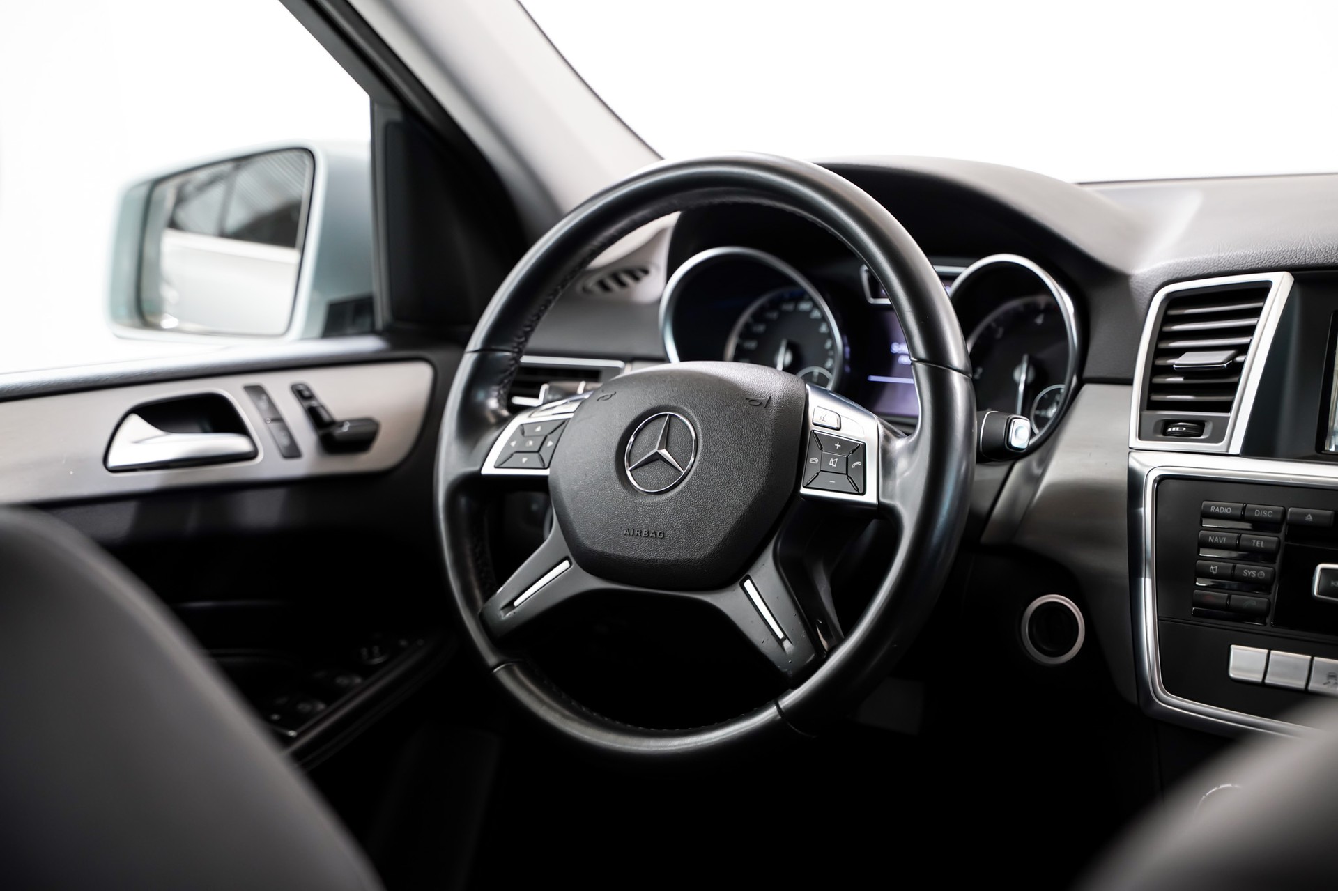 MERCEDES-BENZ ML 250 BlueTEC 4Matic 7G-Tronic-image-18