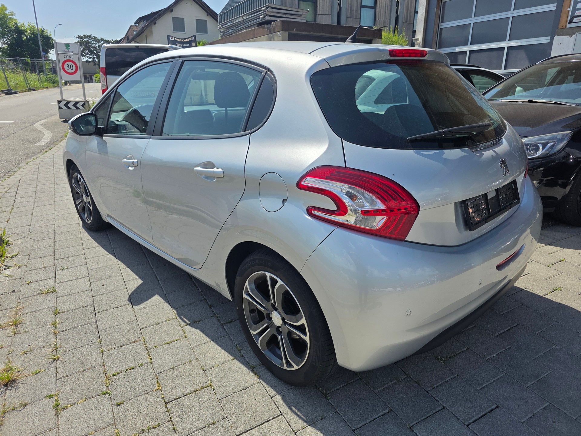 PEUGEOT 208 1.4PureTech Access Frisch ab mfk-image-8