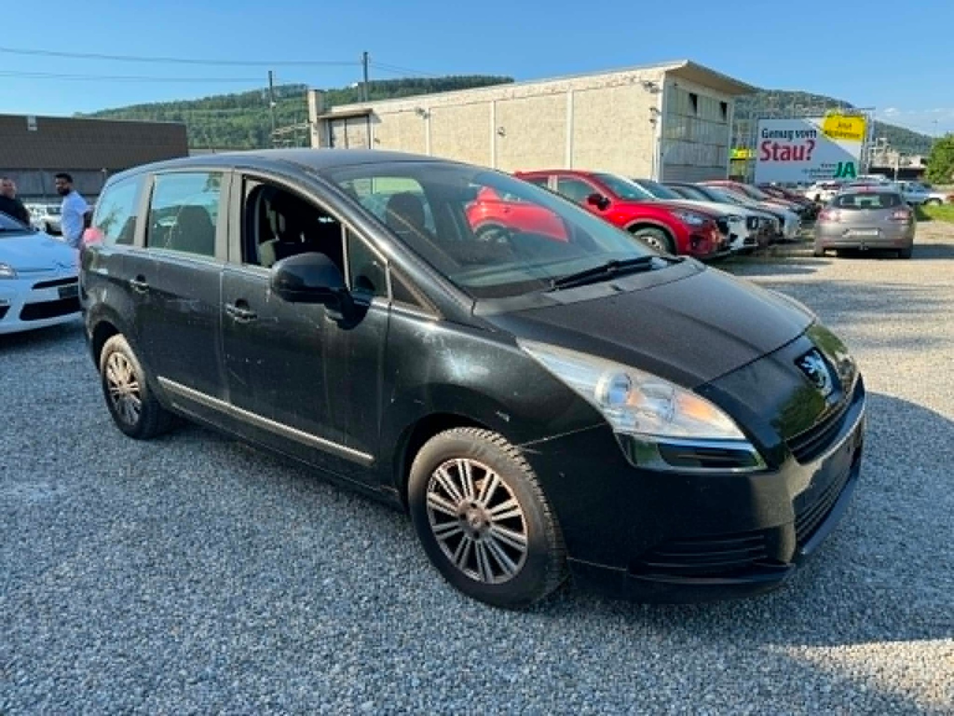 PEUGEOT 5008 1.6 16V VTI Business-image-14