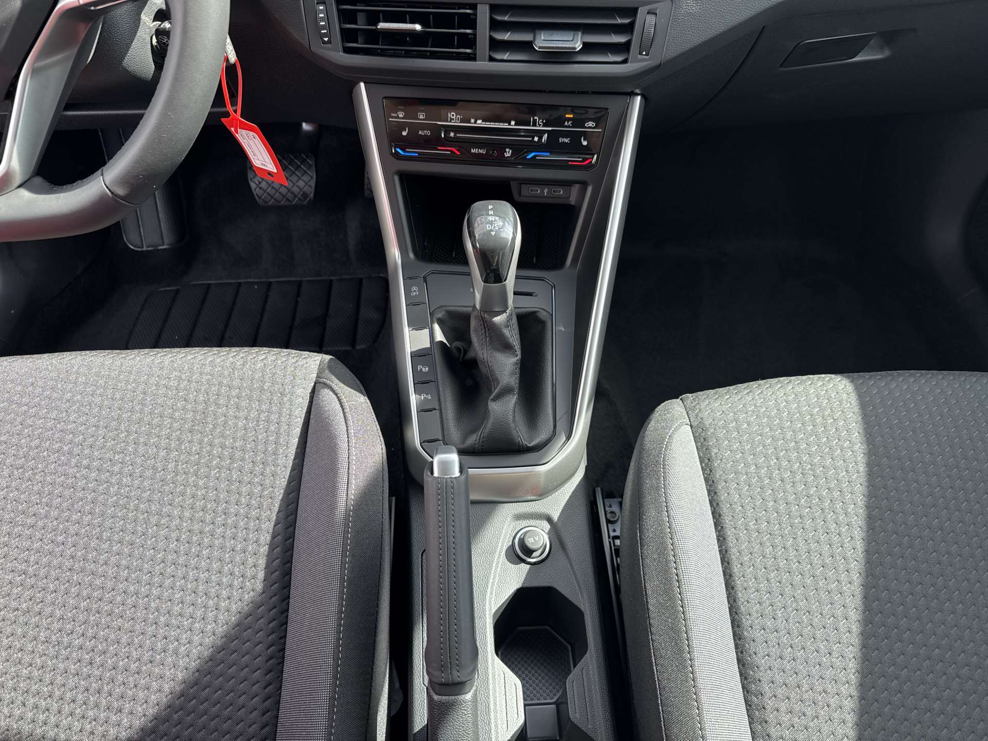 VW Polo 1.0 TSi Life-Edition DSG-Automat-image-11
