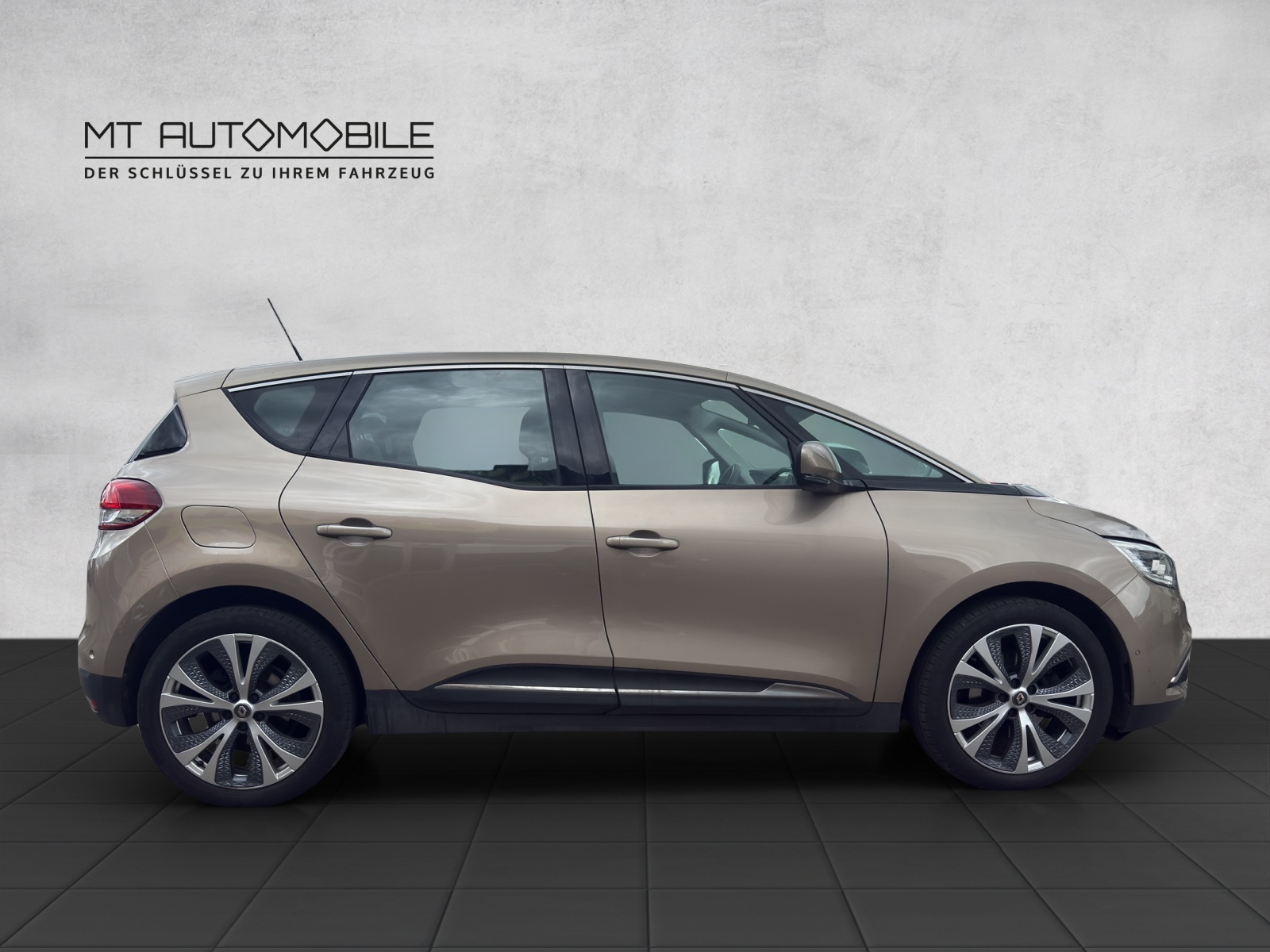 RENAULT Scénic 1.3 16V Turbo Business Line EDC-showroom-element-3
