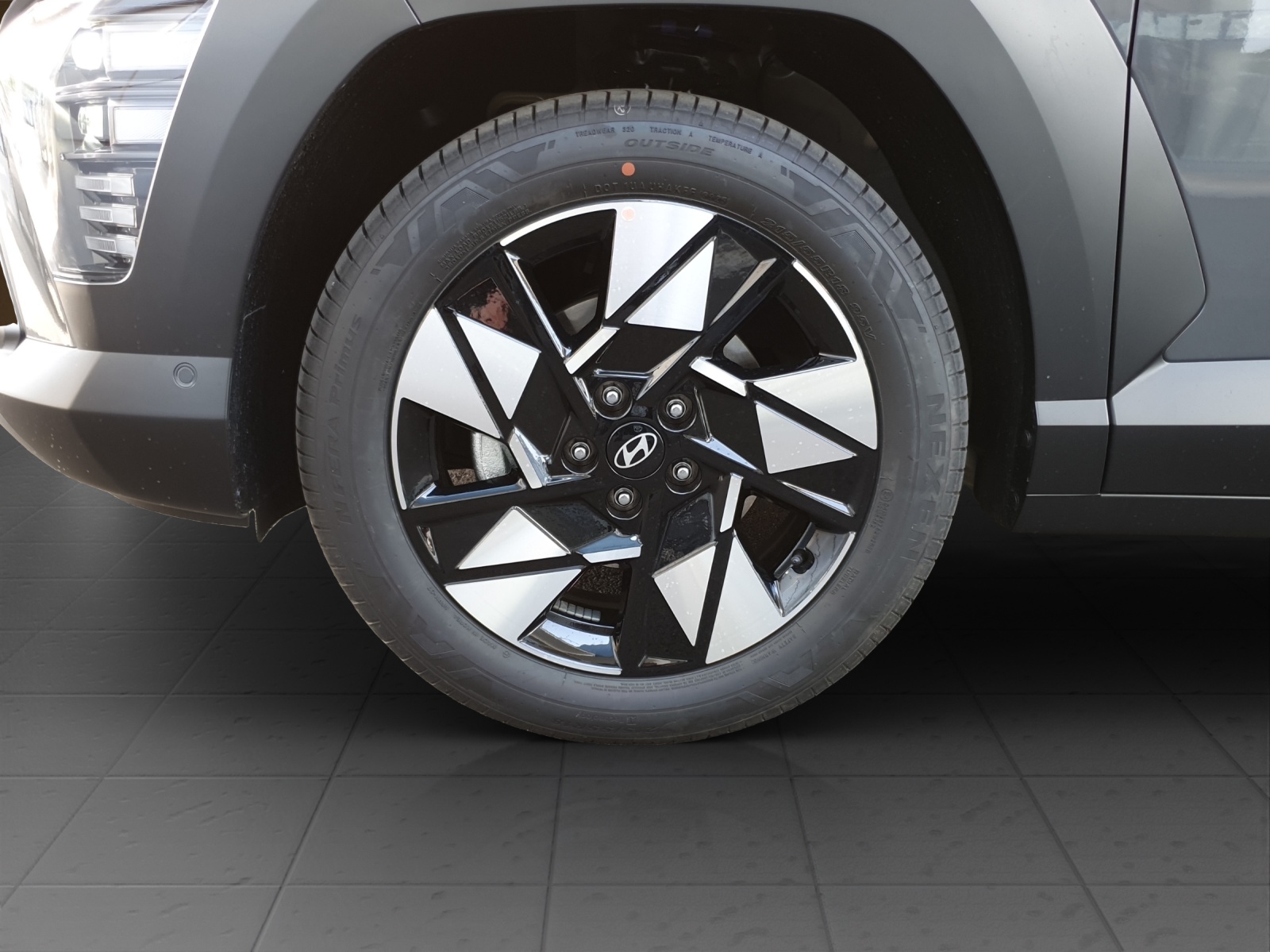 HYUNDAI Kona 1.6 GDi Hybrid Amplia-image-13