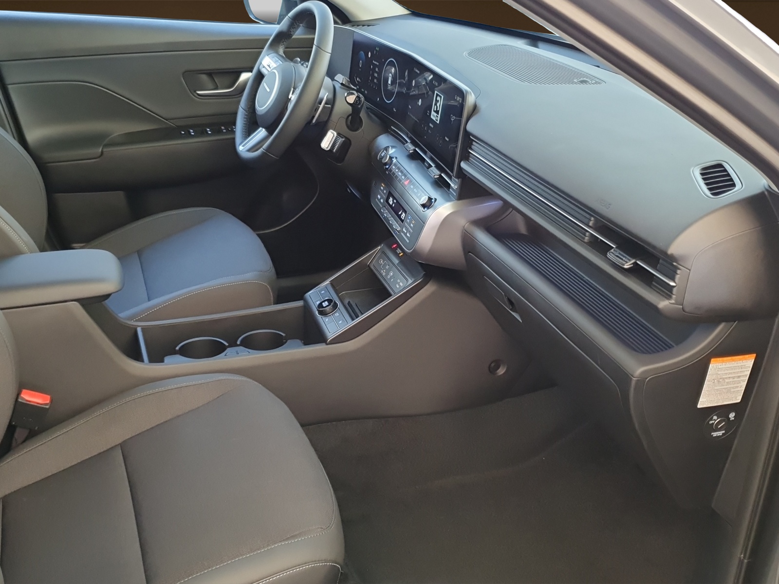 HYUNDAI Kona 1.6 GDi Hybrid Amplia-image-8