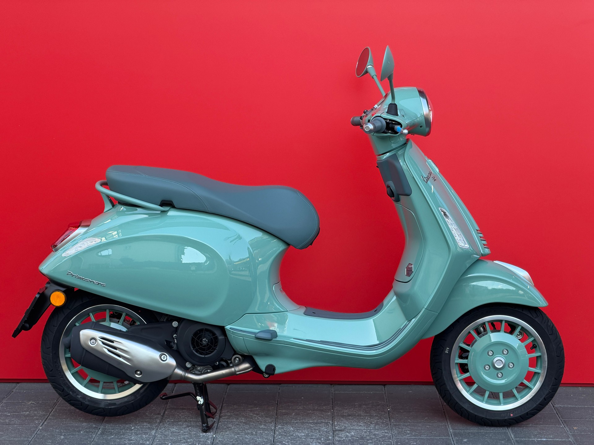 PIAGGIO Vespa Primavera 125 80th ABS E5+-image-0