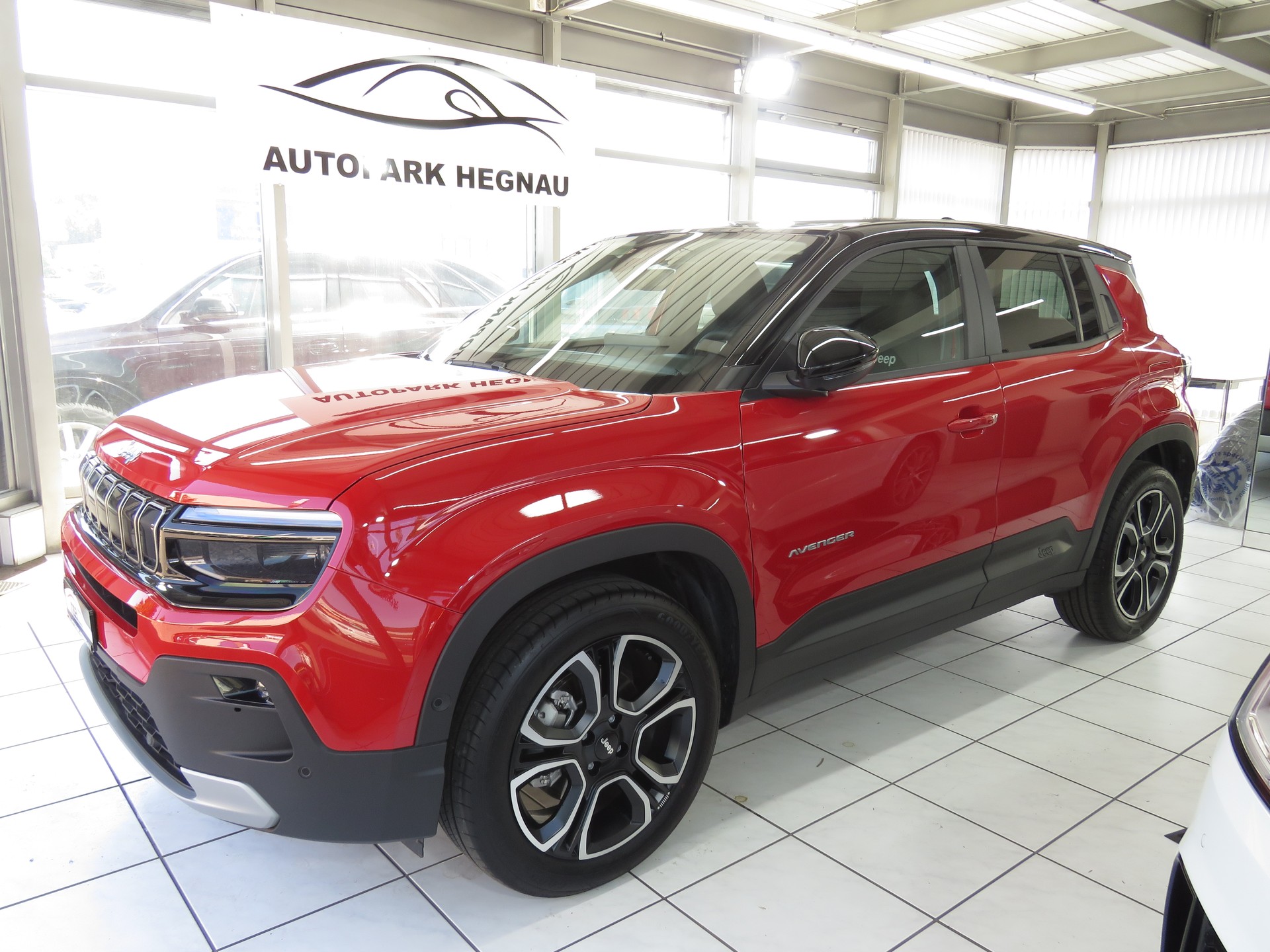JEEP Avenger 1.2 Turbo MHEV Summit Sky Automat