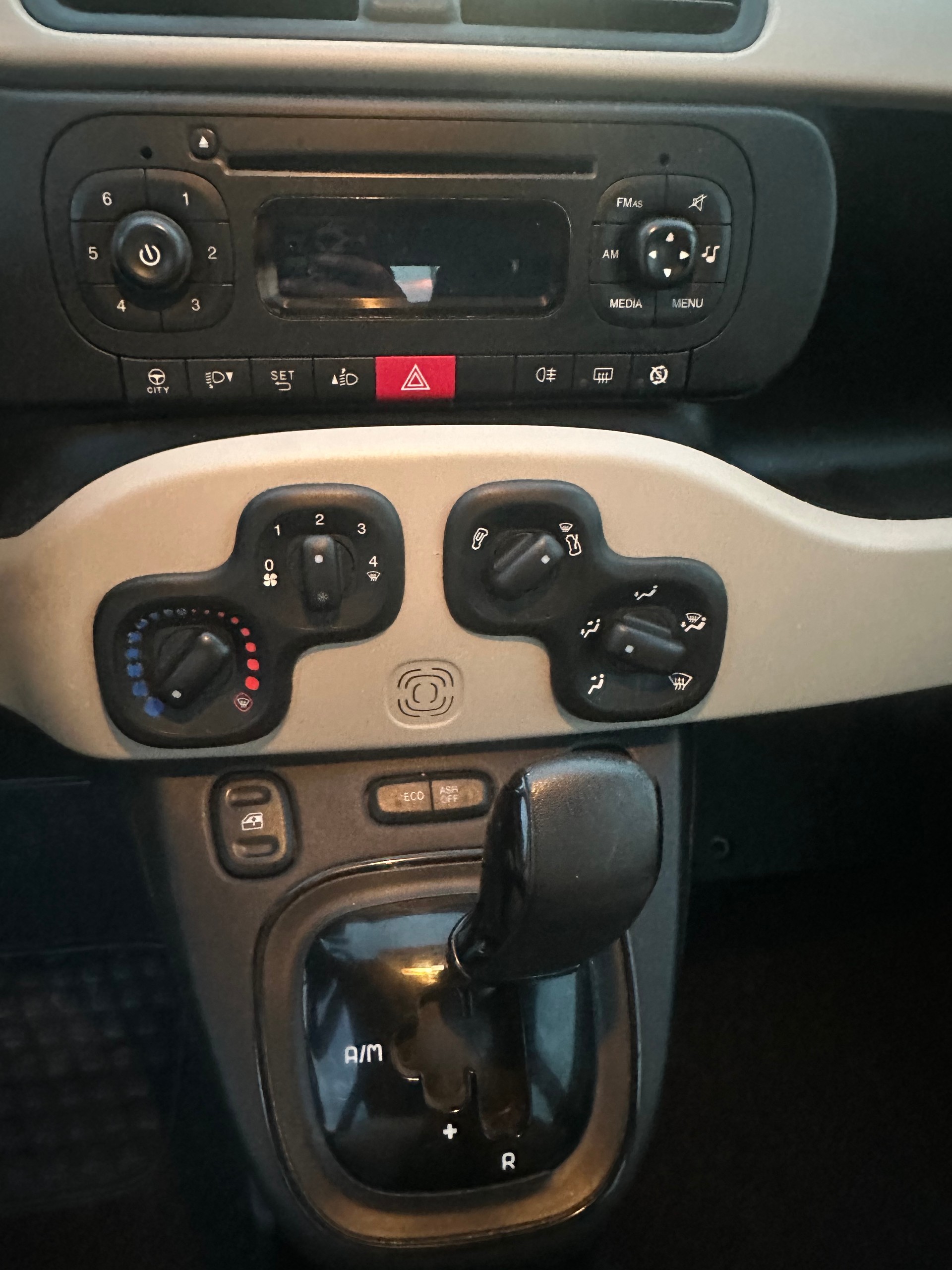 FIAT Panda 0.9 Twinair Turbo Lounge MTA-image-12