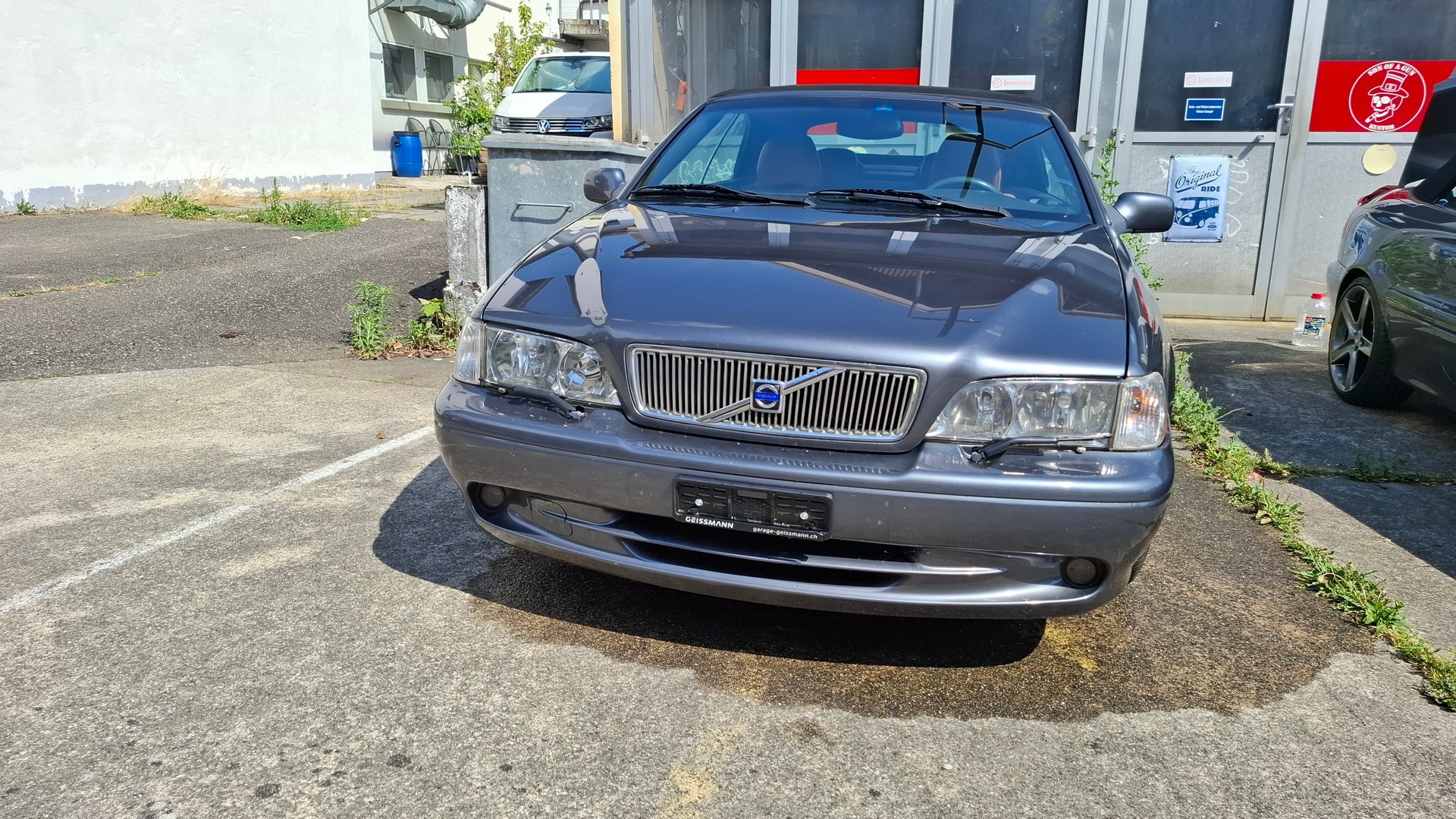 VOLVO C70-image-6