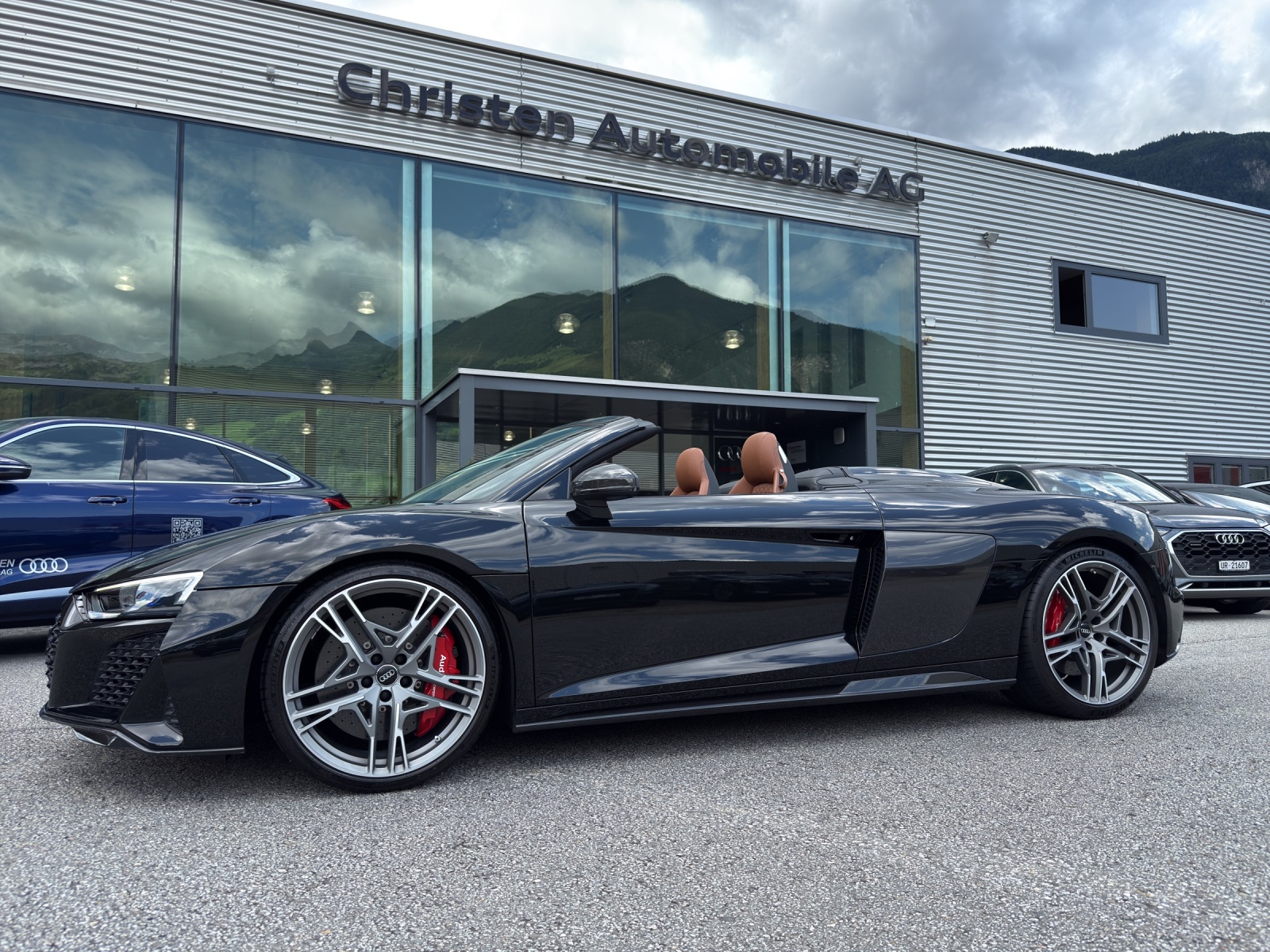 AUDI R8 Spyder performance S-Tronic-image-16