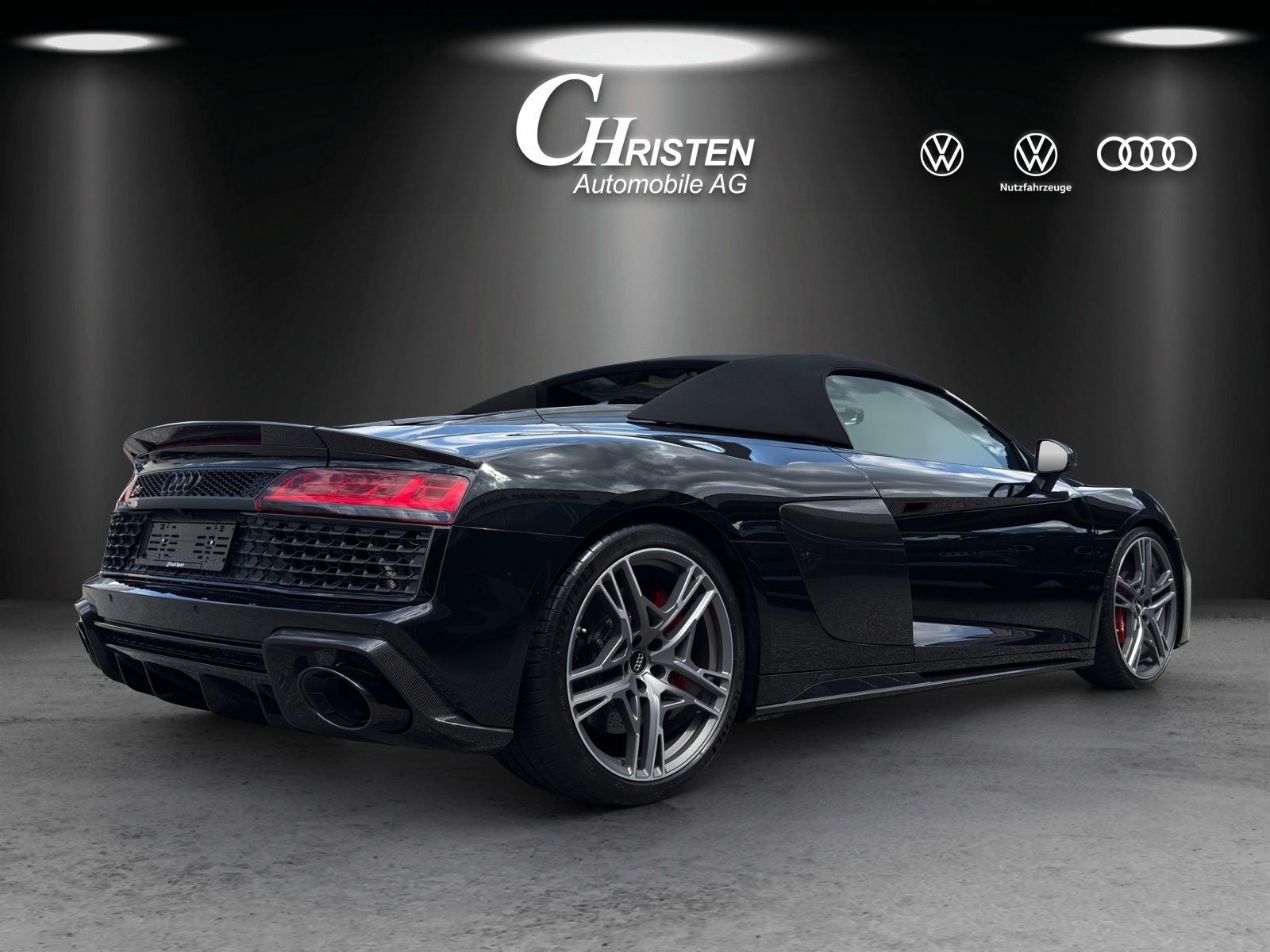 AUDI R8 Spyder performance S-Tronic-image-5