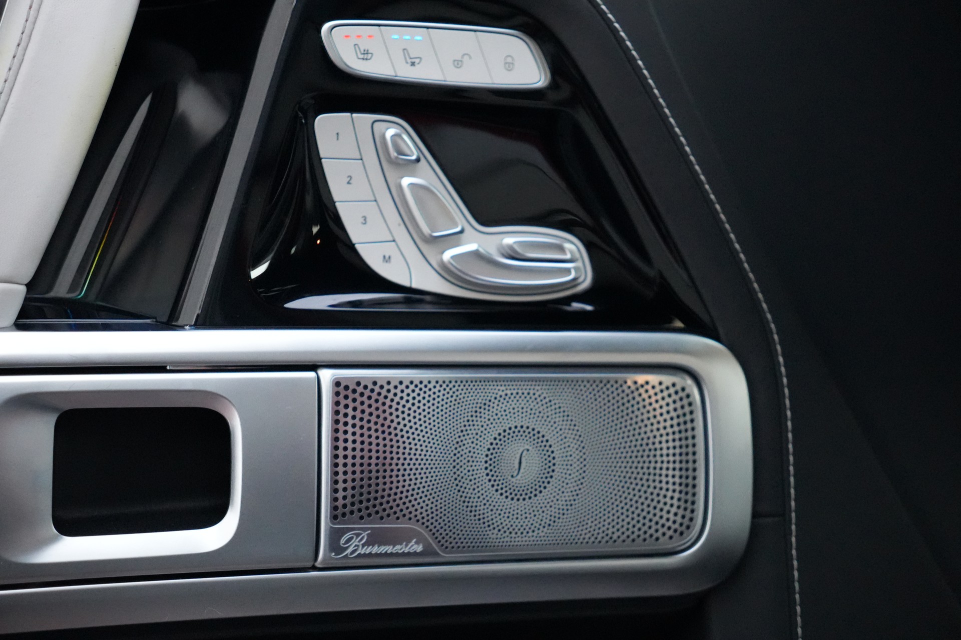MERCEDES-BENZ G 63 AMG Speedshift Plus G-Tronic G-MANUFAKTUR-image-26