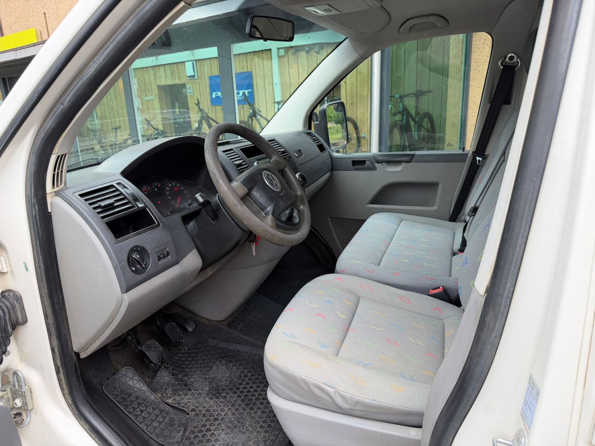 VW T5 2.5 TDI PD 4MOTION-image-7
