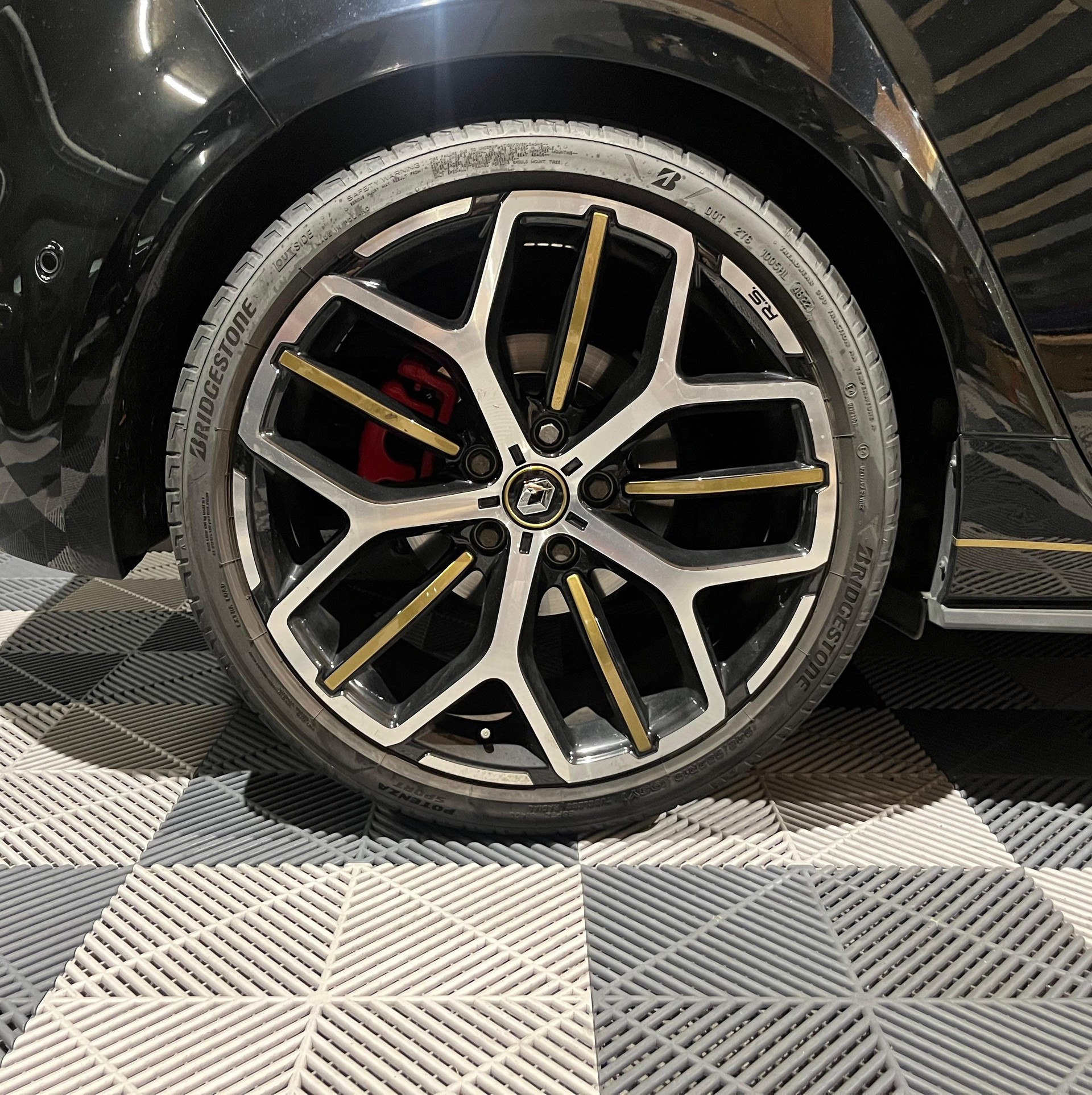 RENAULT Mégane Trophy 300 EDC-image-20