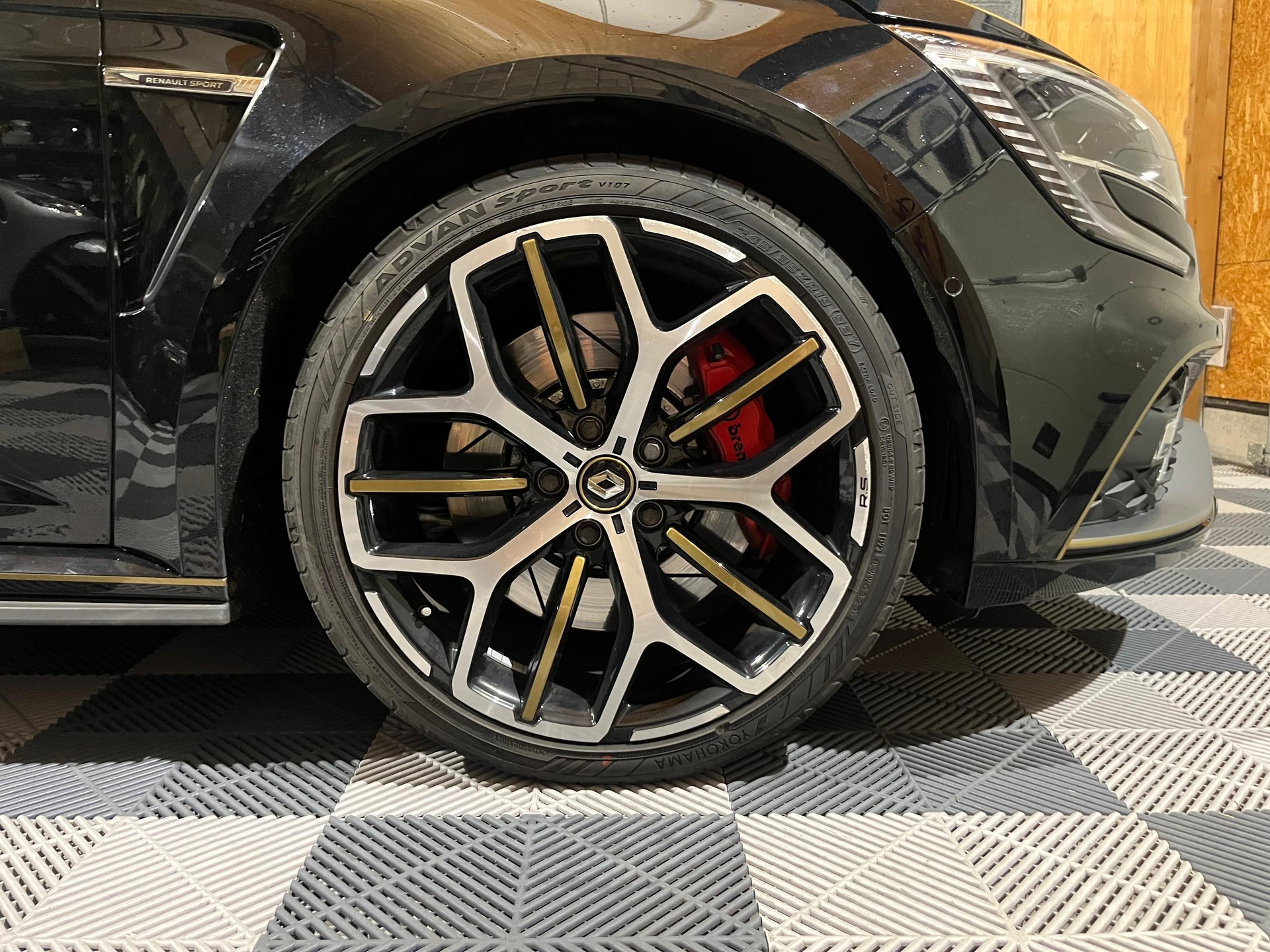 RENAULT Mégane Trophy 300 EDC-image-19