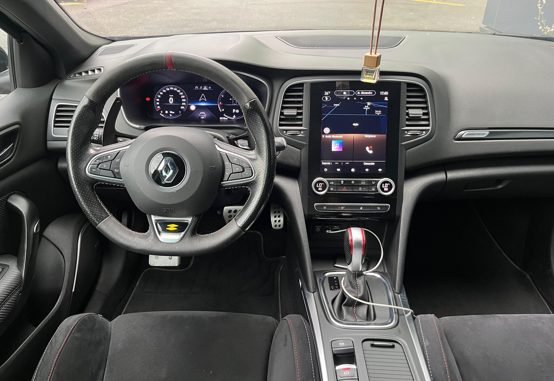 RENAULT Mégane Trophy 300 EDC-image-12