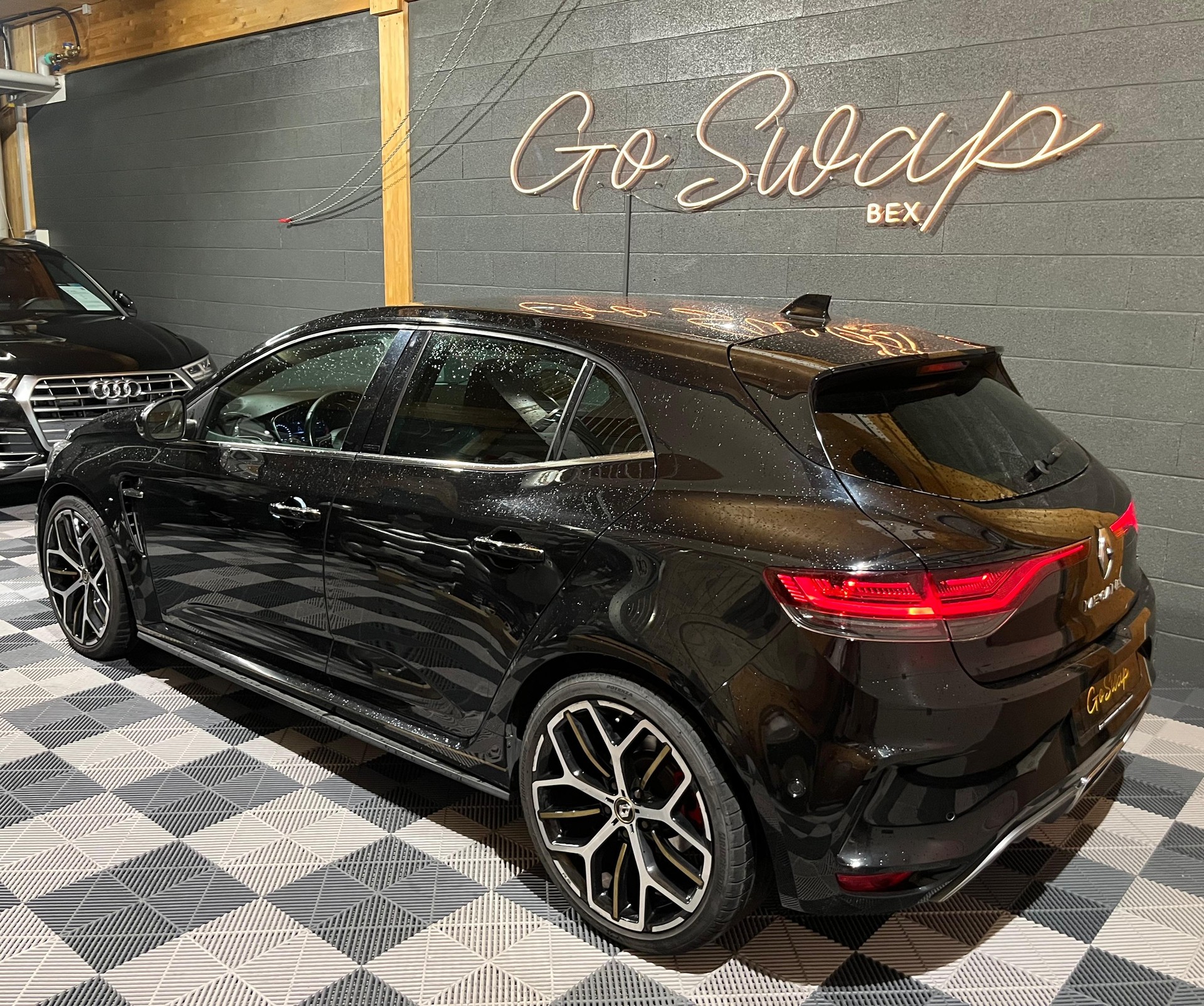 RENAULT Mégane Trophy 300 EDC-image-7