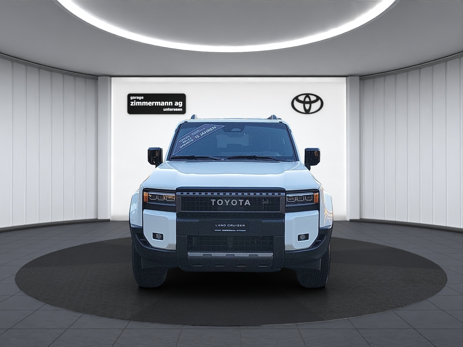 TOYOTA Land Cruiser 2.8 D 48V Style-showroom-element-1
