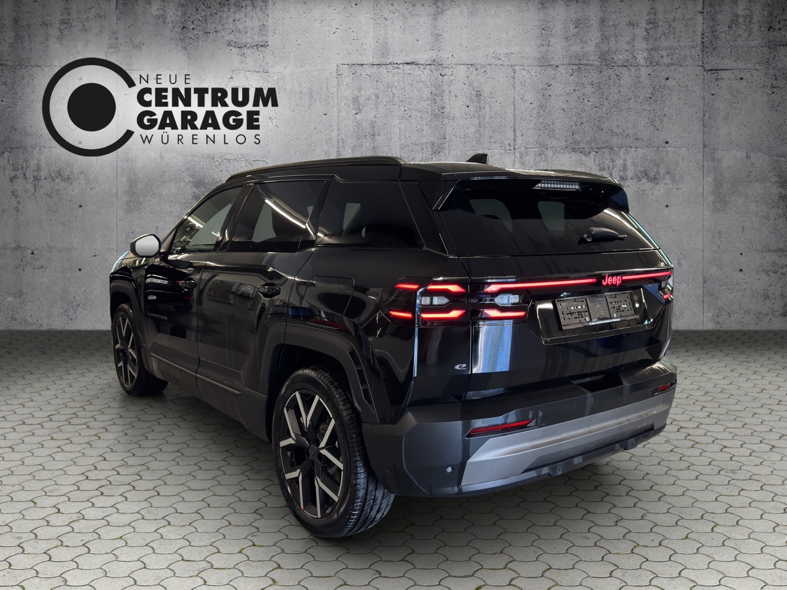JEEP Compass 1.6 T PHEV Summit-image-5