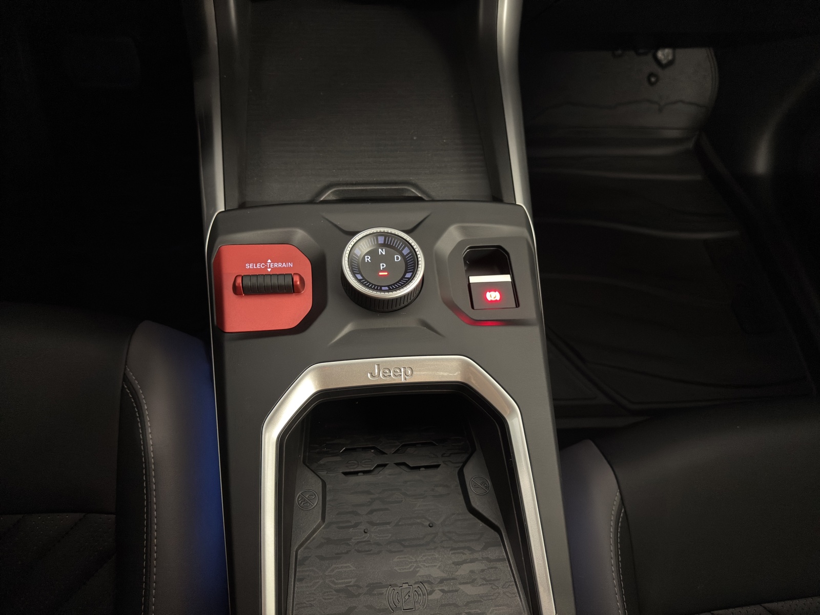 JEEP Compass 1.6 T PHEV Summit-image-14