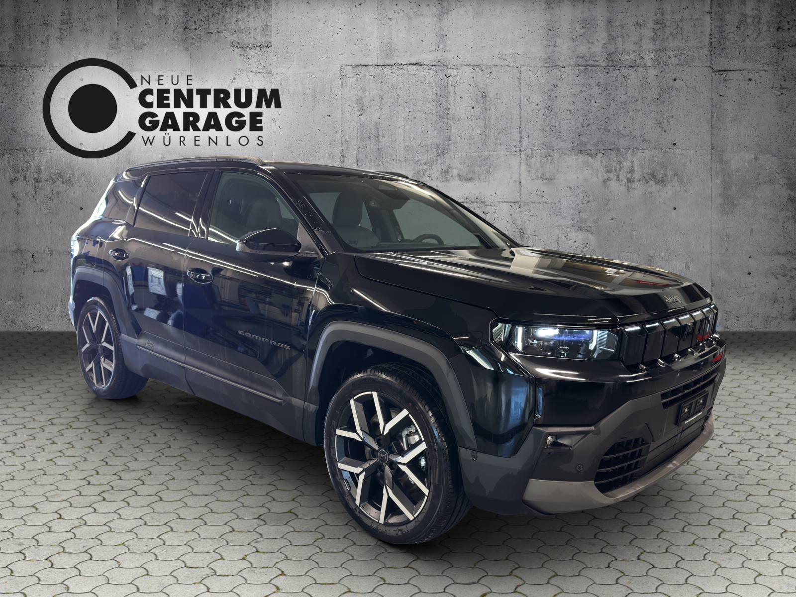 JEEP Compass 1.6 T PHEV Summit-showroom-element-1