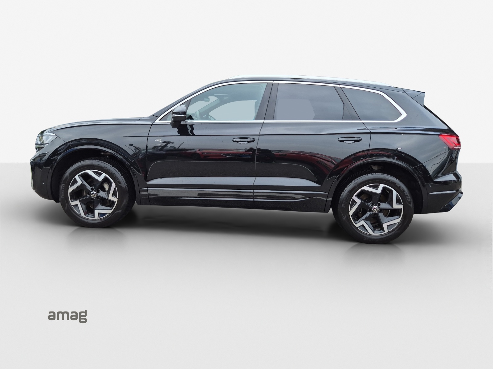 VW Touareg 3.0 TDI R-Line Tiptronic-showroom-element-1