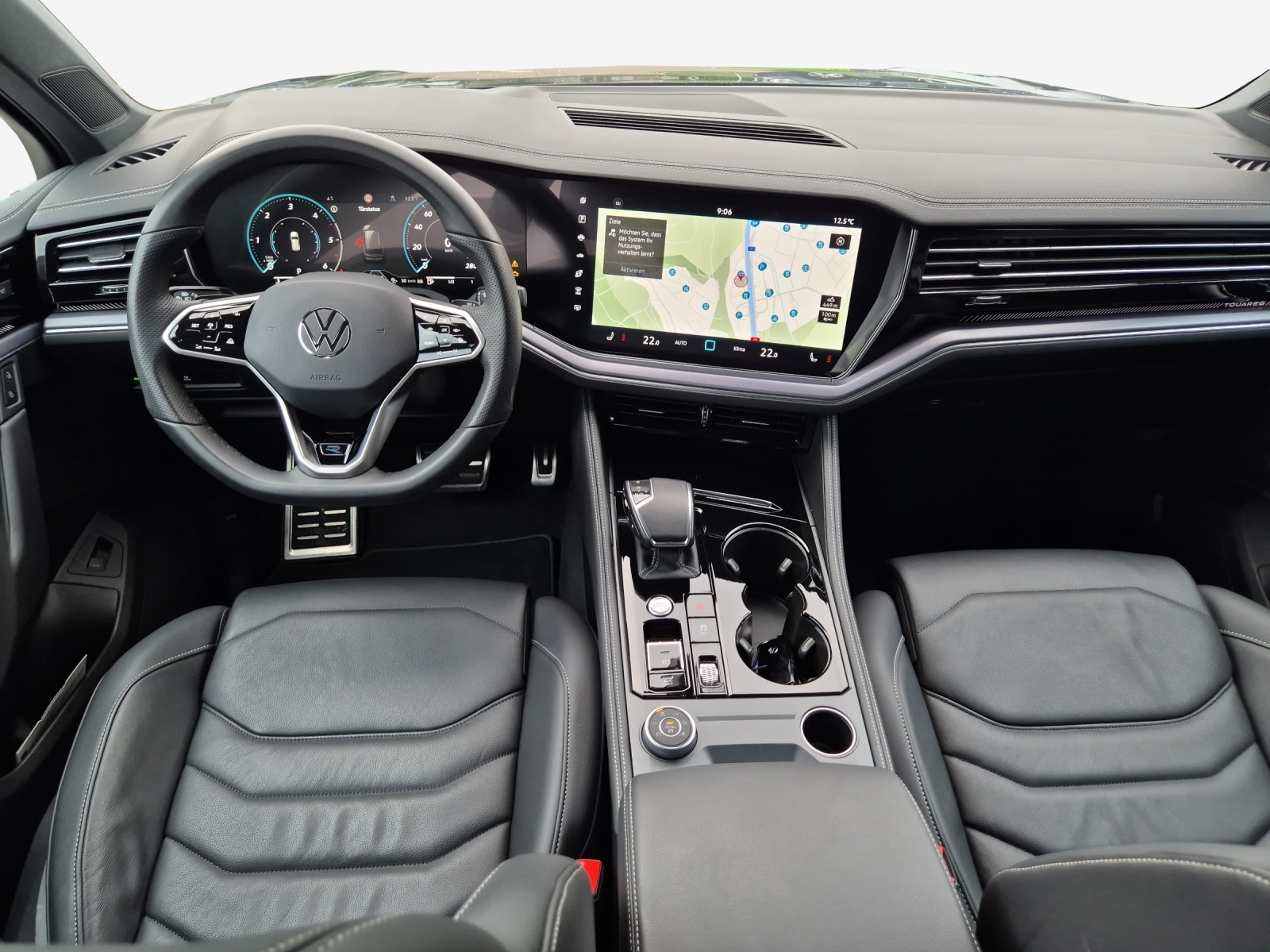VW Touareg 3.0 TDI R-Line Tiptronic-image-8