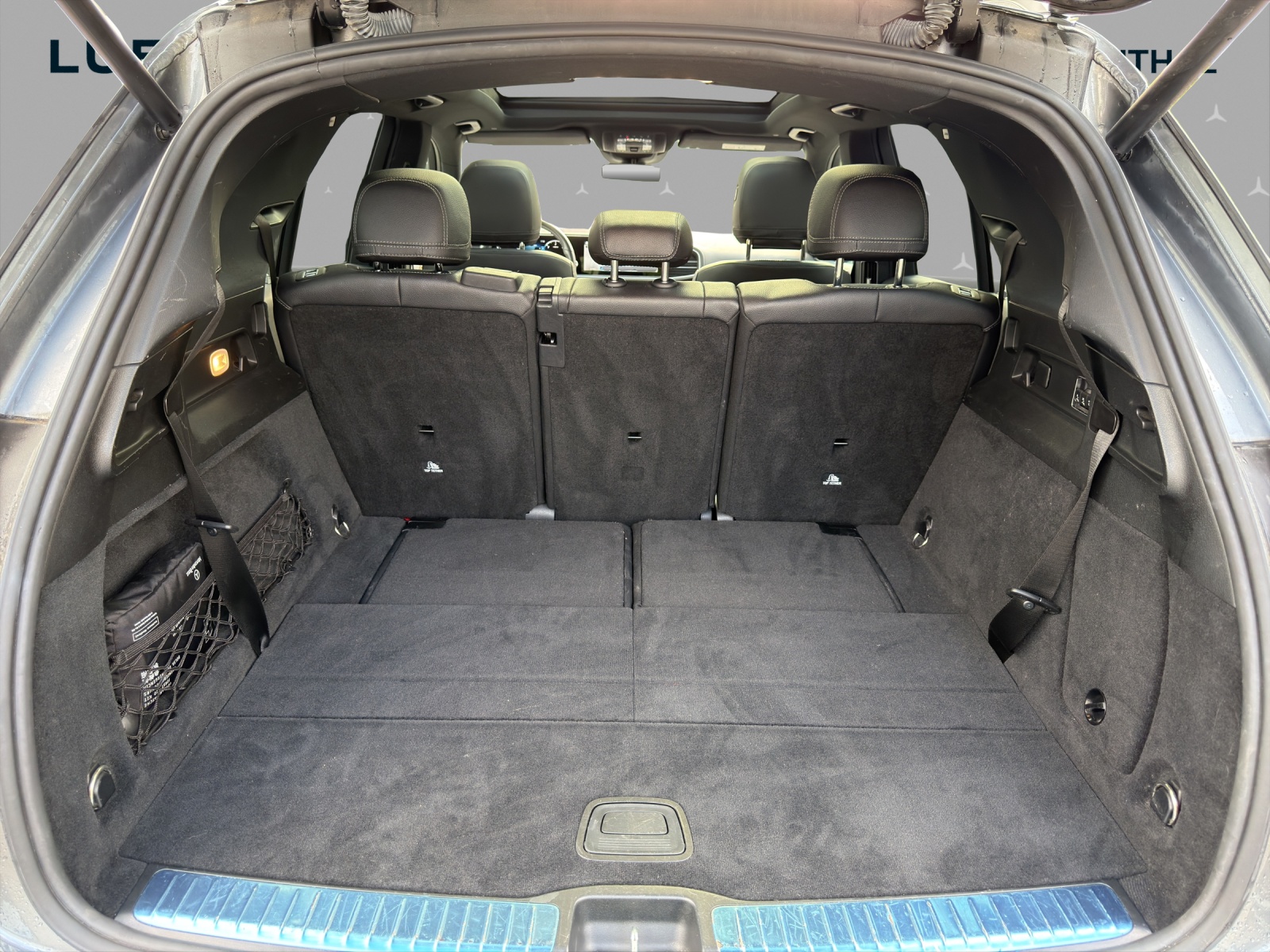 MERCEDES-BENZ GLE 300 d 4Matic AMG Line 9G-Tronic-image-14