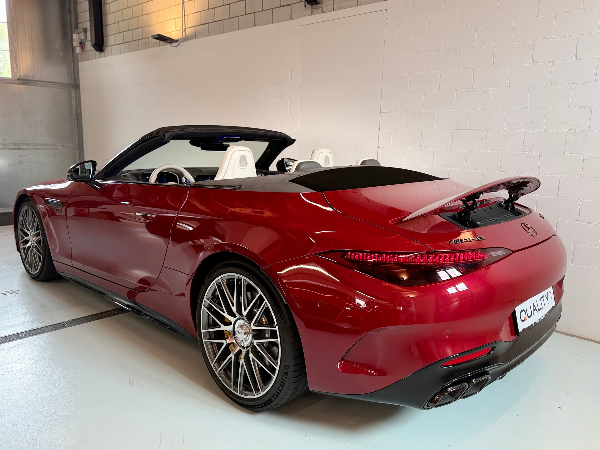 MERCEDES-BENZ AMG SL 63 4Matic+ Speedshift MCT-image-6