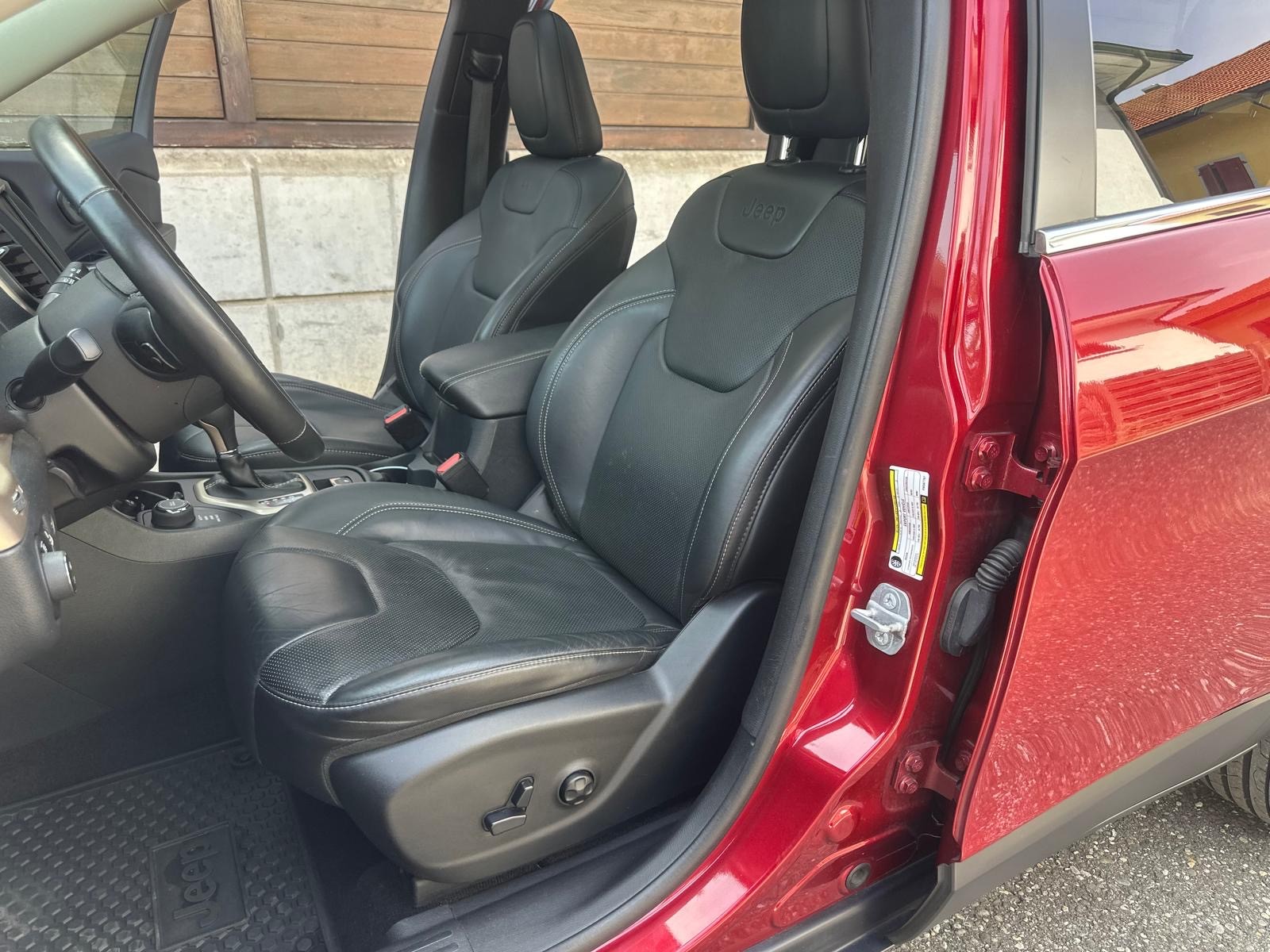 JEEP Cherokee 2.0TD Limited AWD 9ATX-image-9