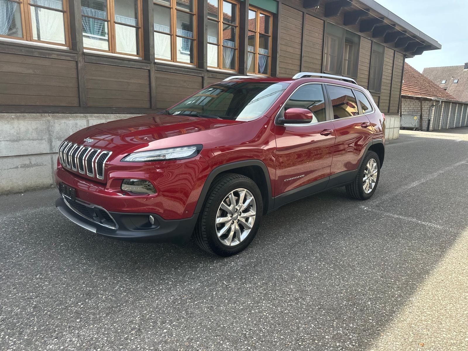 JEEP Cherokee 2.0TD Limited AWD 9ATX-showroom-element-1