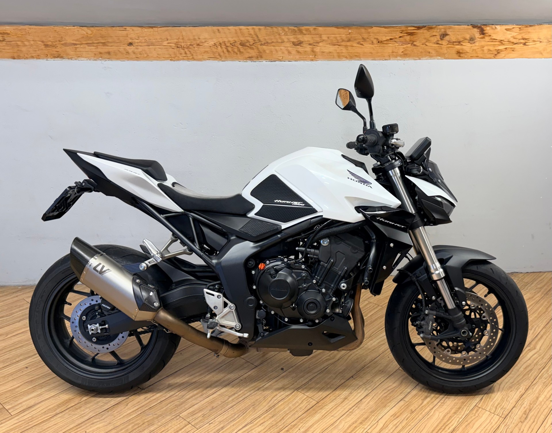 HONDA CB 1000-image-1