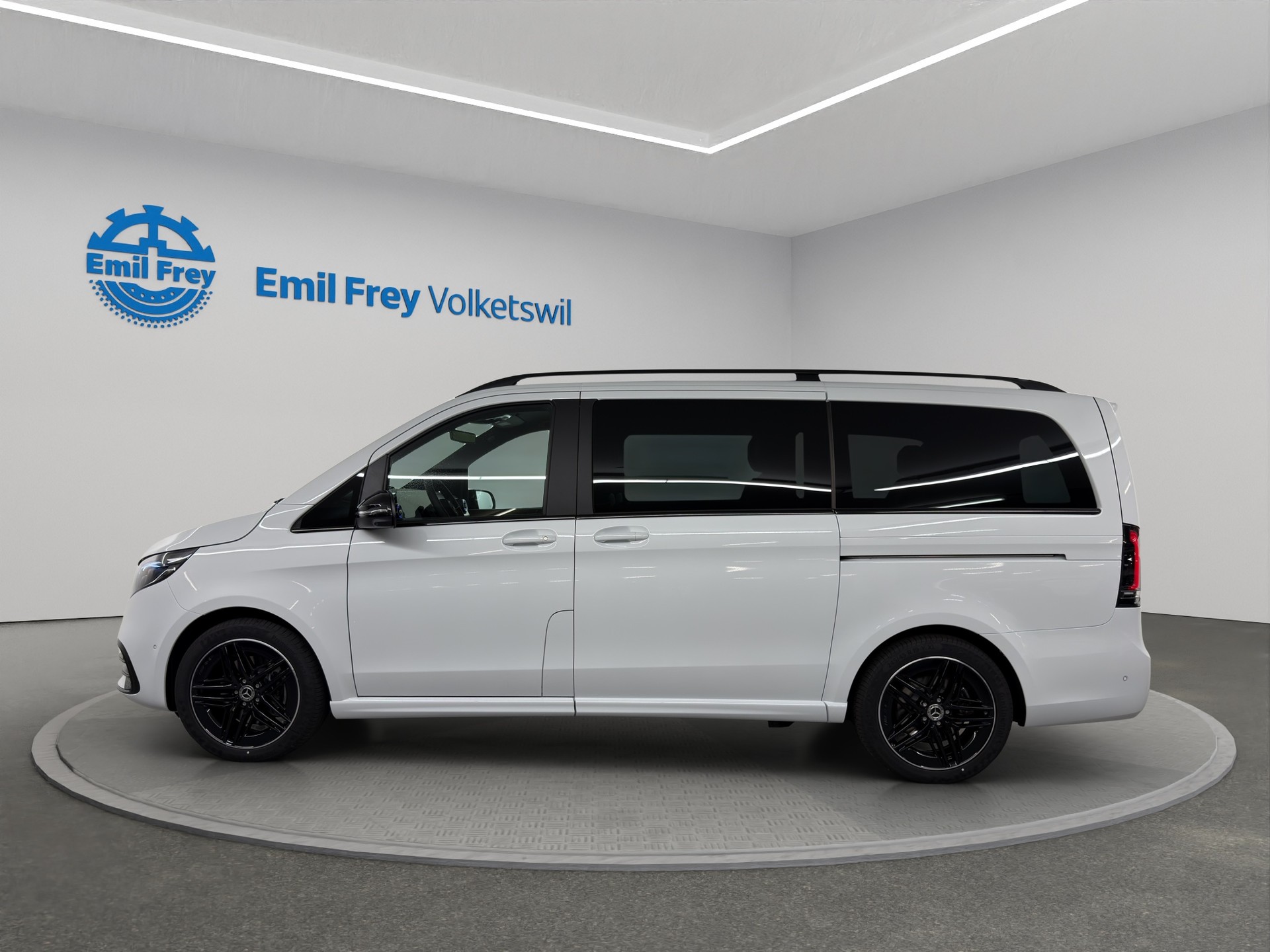 MERCEDES-BENZ V 300 d Swiss Ed. lang 4matic Van-showroom-element-1