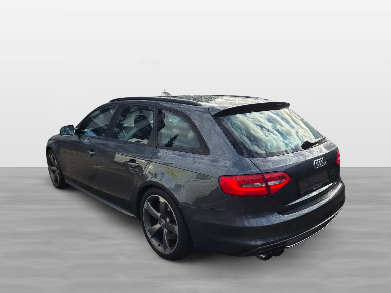 AUDI S4 Avant 3.0 TFSI quattro S-tronic-image-4