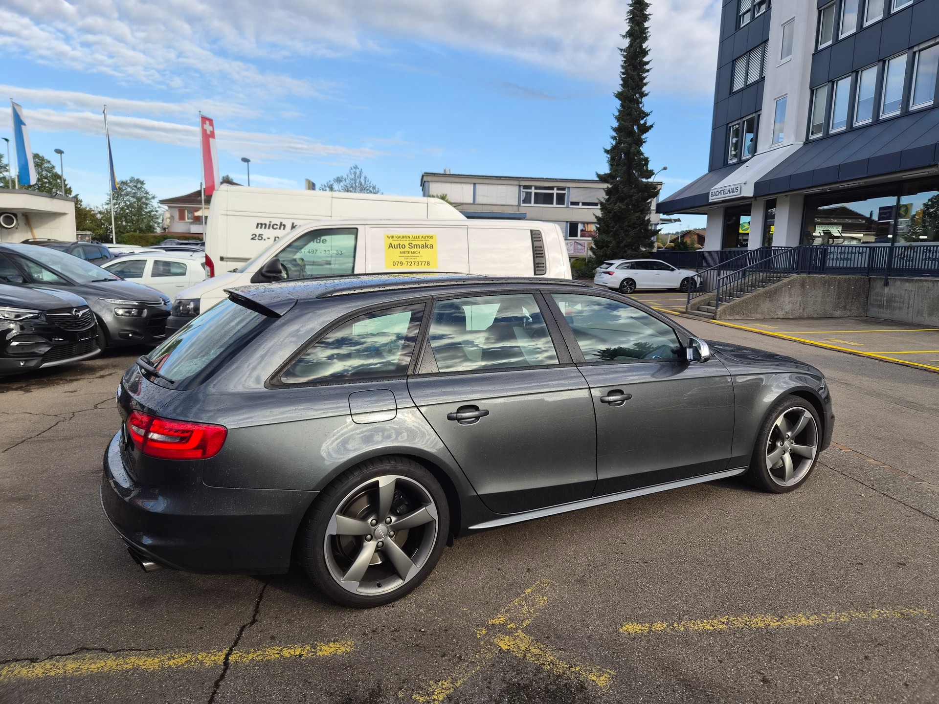 AUDI S4 Avant 3.0 TFSI quattro S-tronic-showroom-element-1