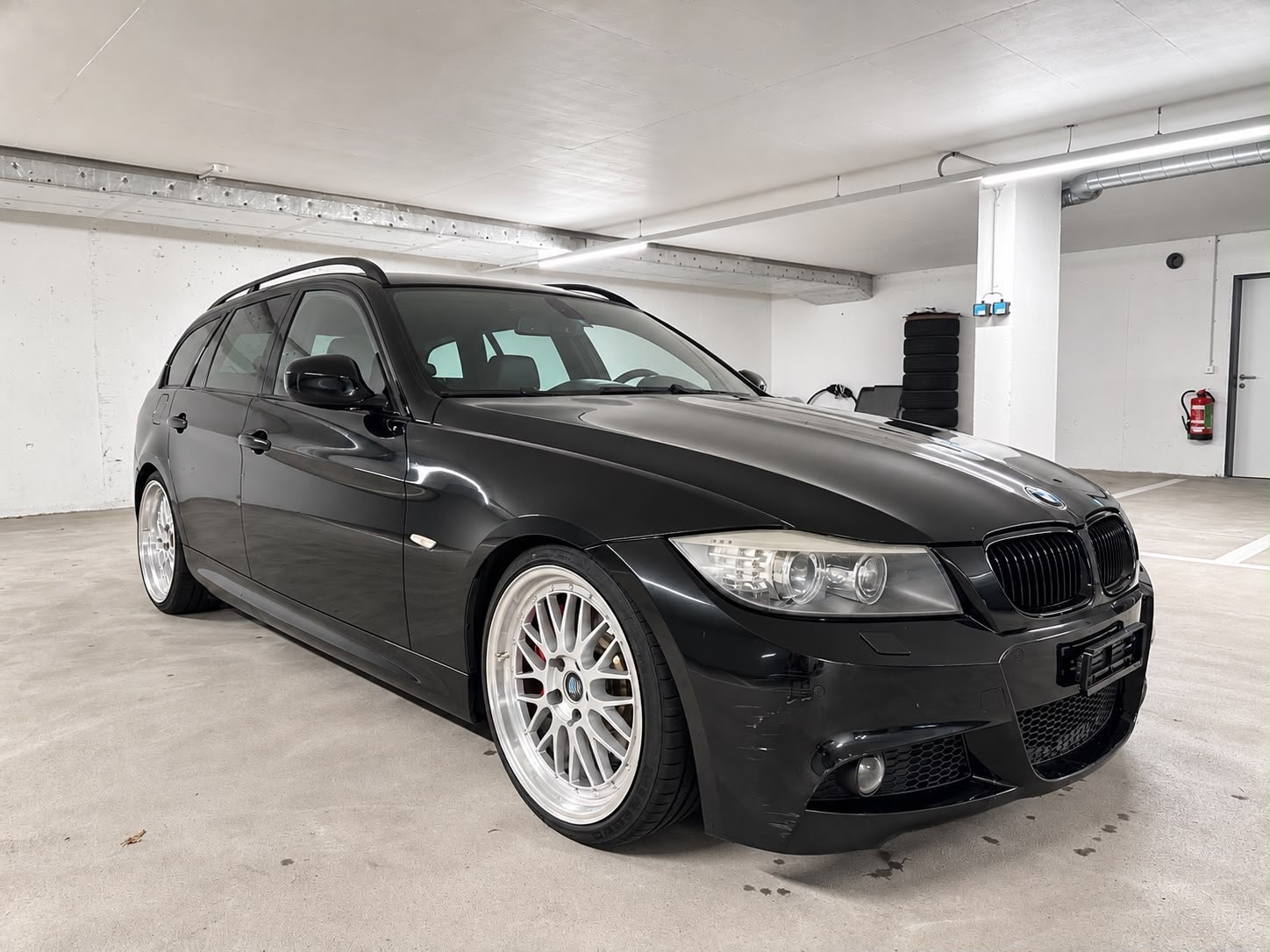 BMW 335i xDrive Touring M- Packet