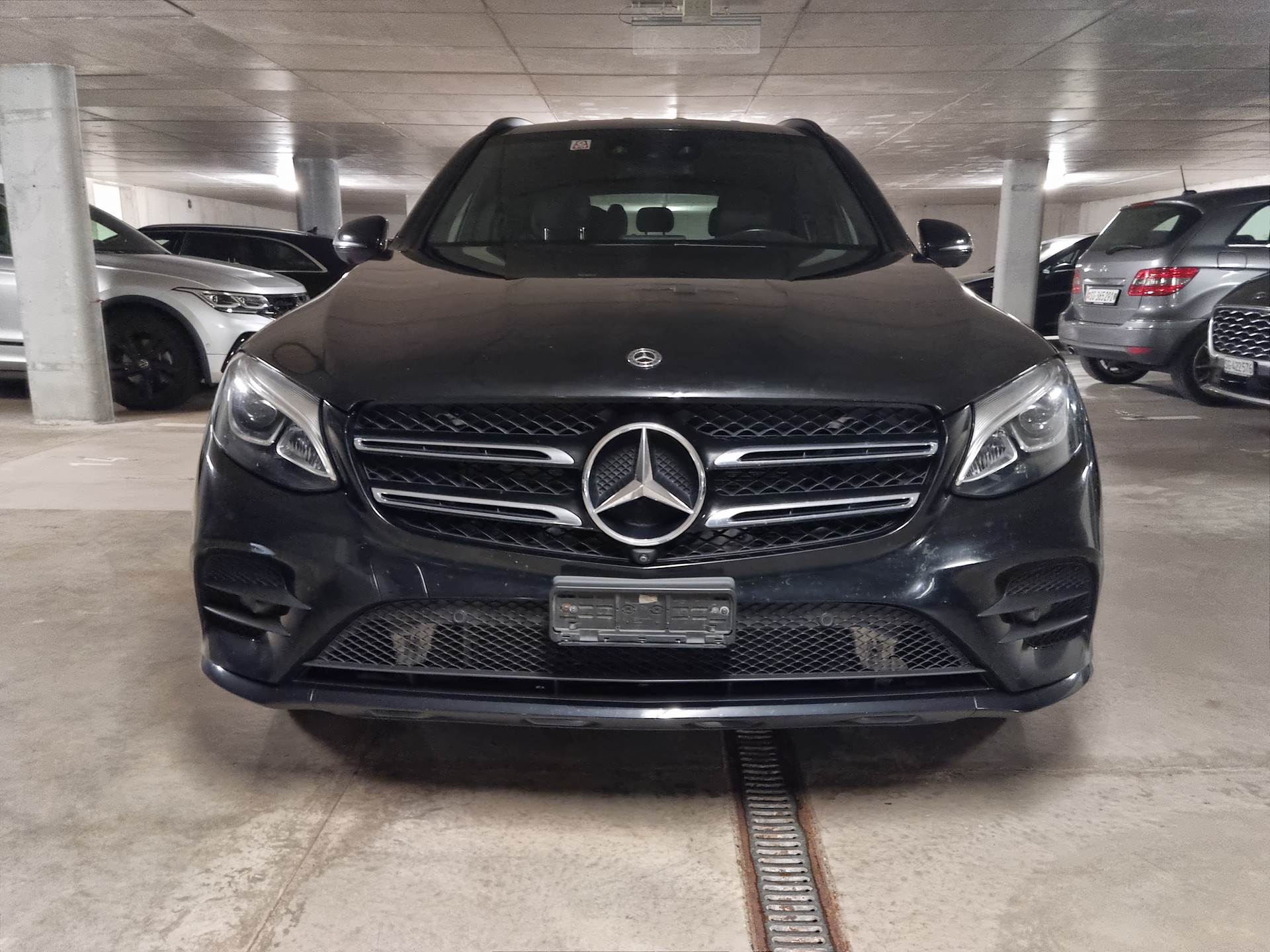 MERCEDES-BENZ GLC 250 d AMG Line 4m