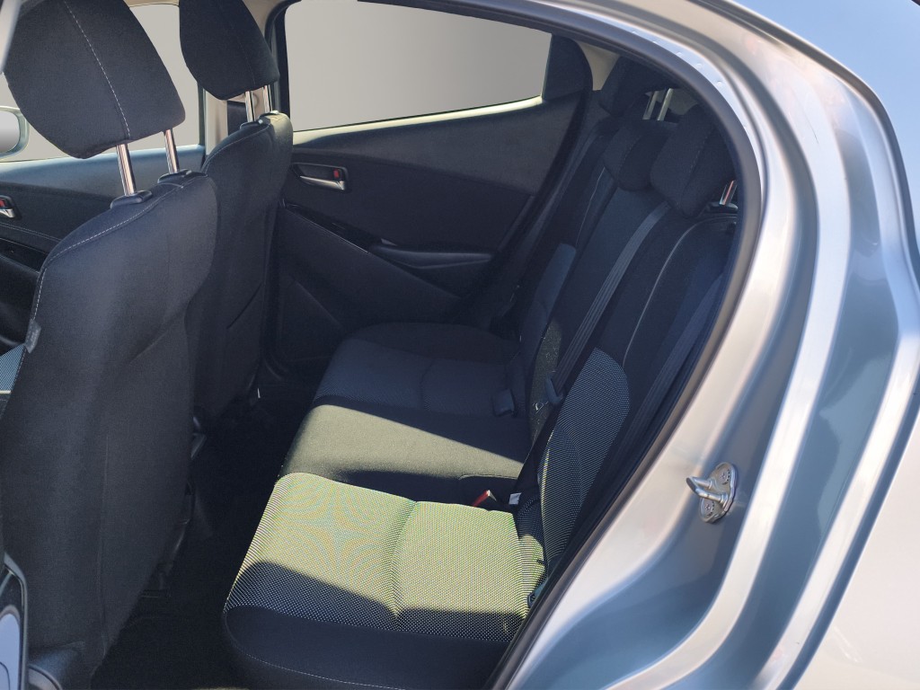 MAZDA 2 1.5 115 Revolution-image-3