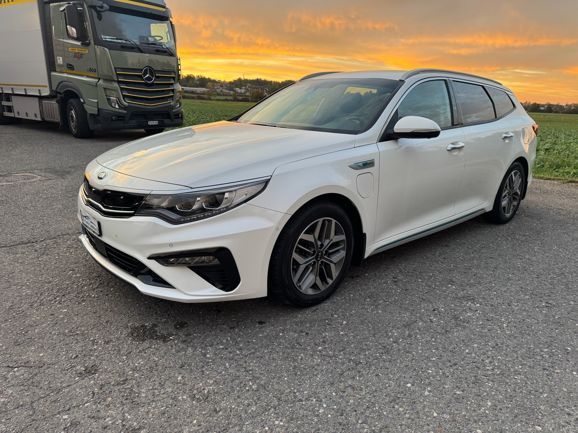 KIA Optima SW 2.0 T-GDI Plug-in Hybrid Automat-showroom-element-2