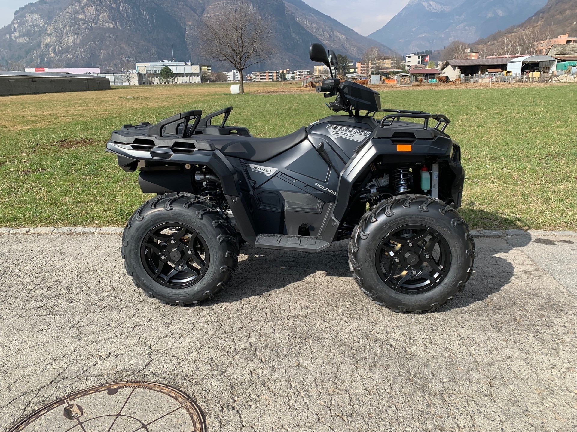 POLARIS SPORTSMAN 570 Onyx Black-image-1