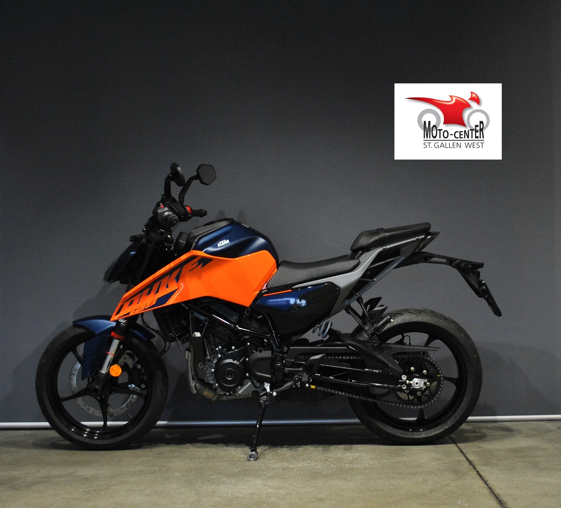 KTM 125 Duke-image-2