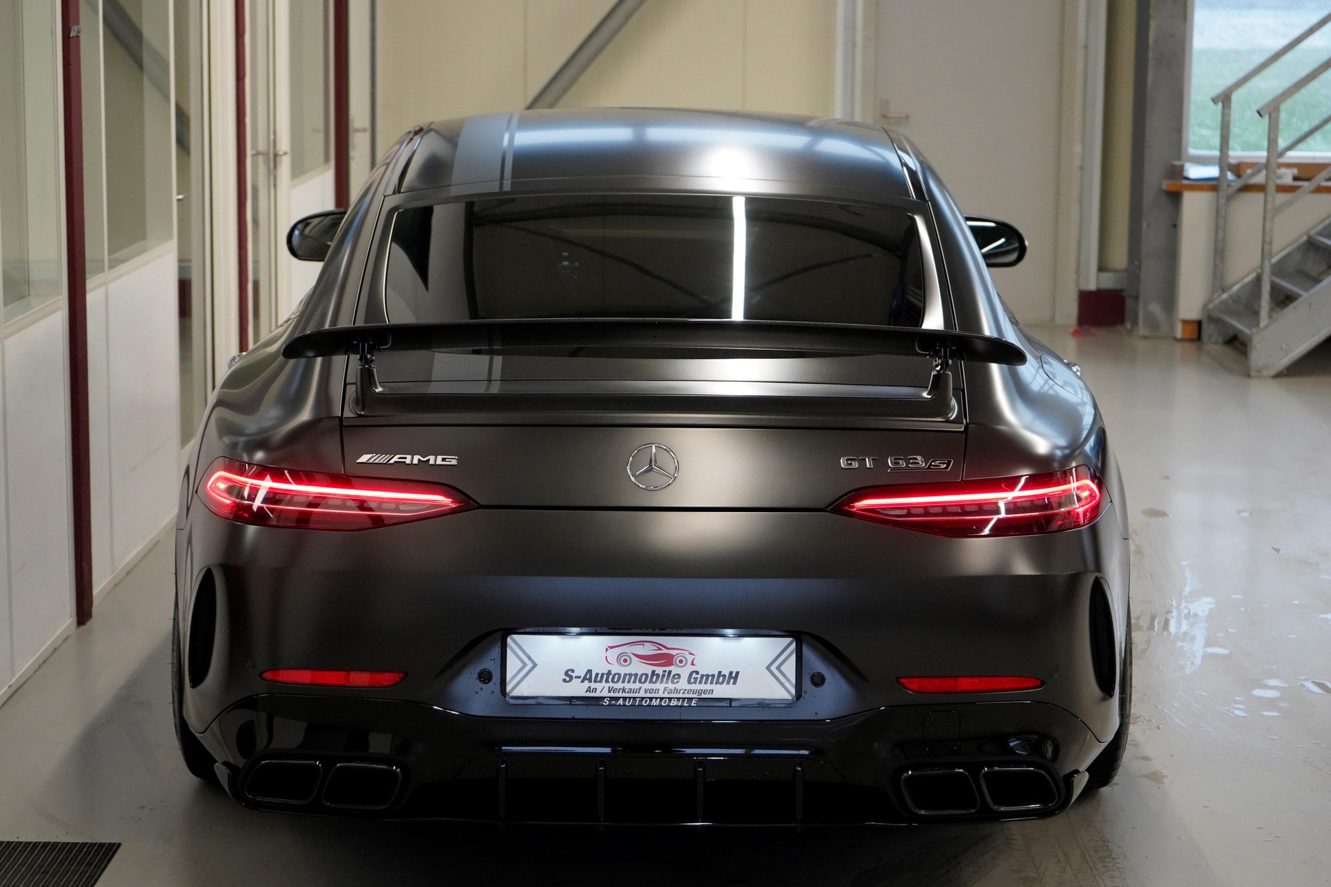 MERCEDES-BENZ AMG GT 4 63 S Edition 1 4Matic+ Speedshift MCT-image-6