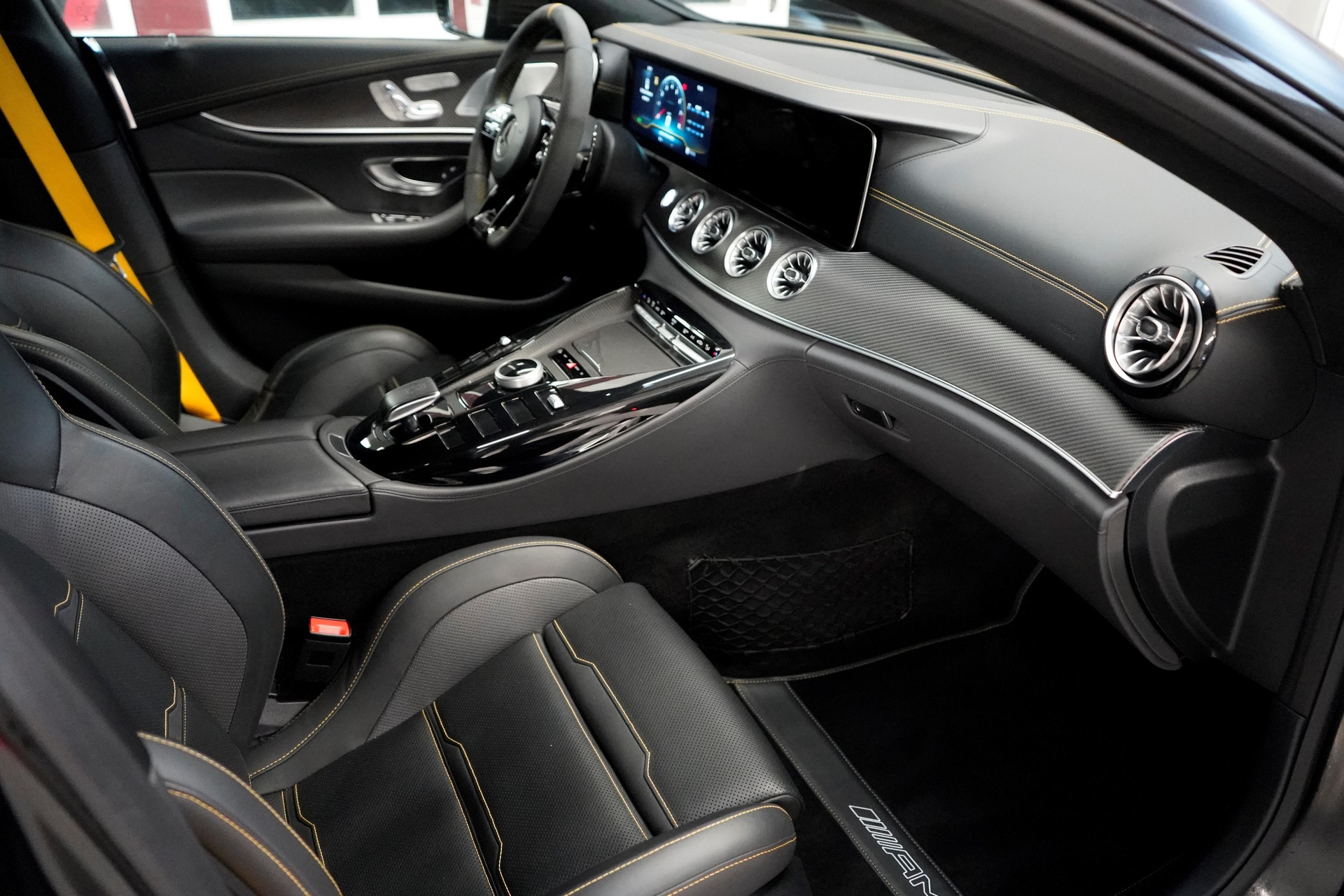 MERCEDES-BENZ AMG GT 4 63 S Edition 1 4Matic+ Speedshift MCT-image-11