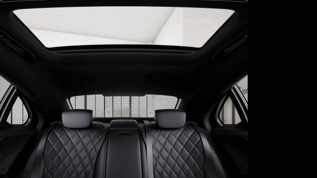 MERCEDES-BENZ S 450 d 4M AMG Line 9G-T-image-11